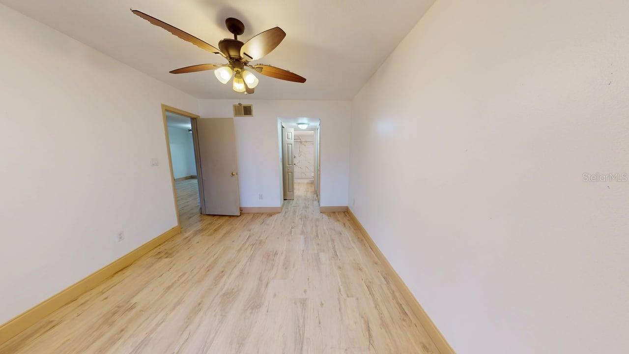 Image 16 of 22 For 25107 Northlake Drive 25107