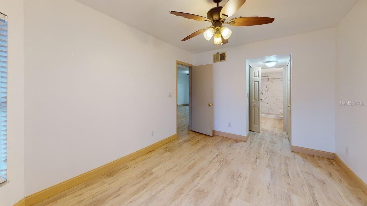 Image 18 of 22 For 25107 Northlake Drive 25107