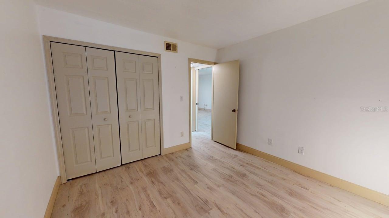 Image 9 of 22 For 25107 Northlake Drive 25107