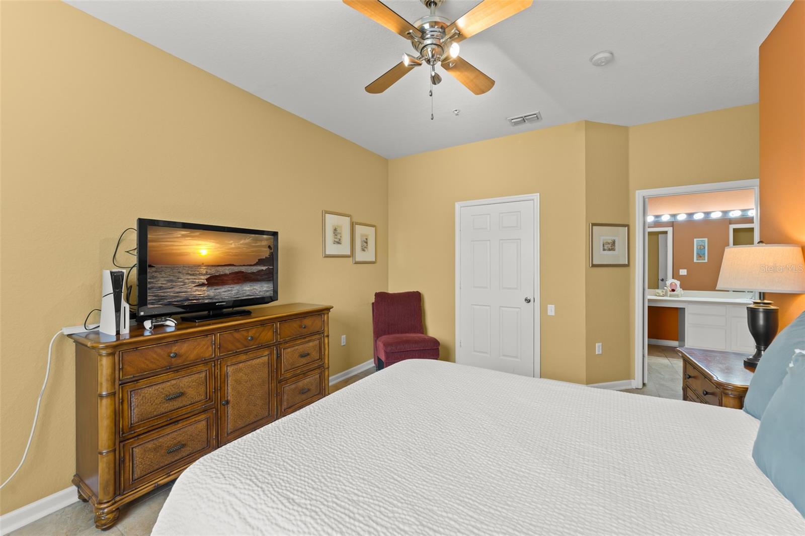 Image 25 of 40 For 7675 Comrow Street 405