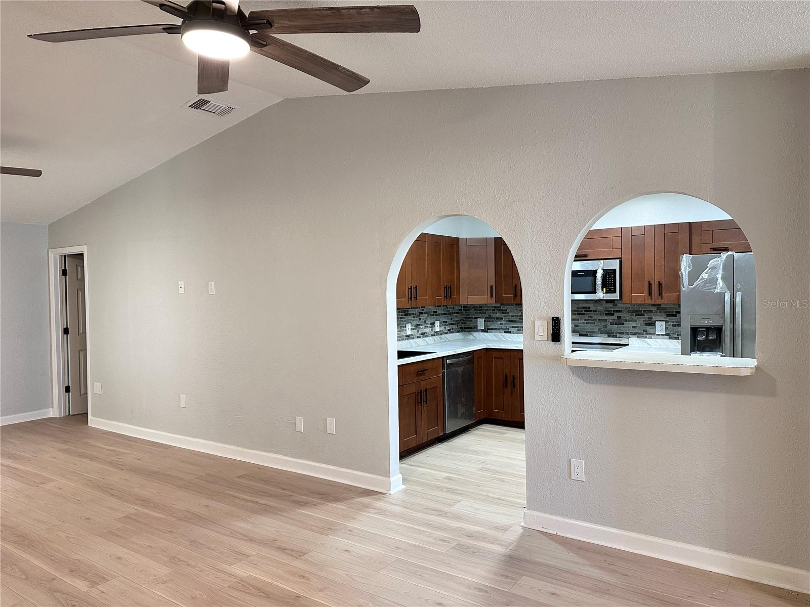 Image 7 of 14 For 5924 Sagunto Street