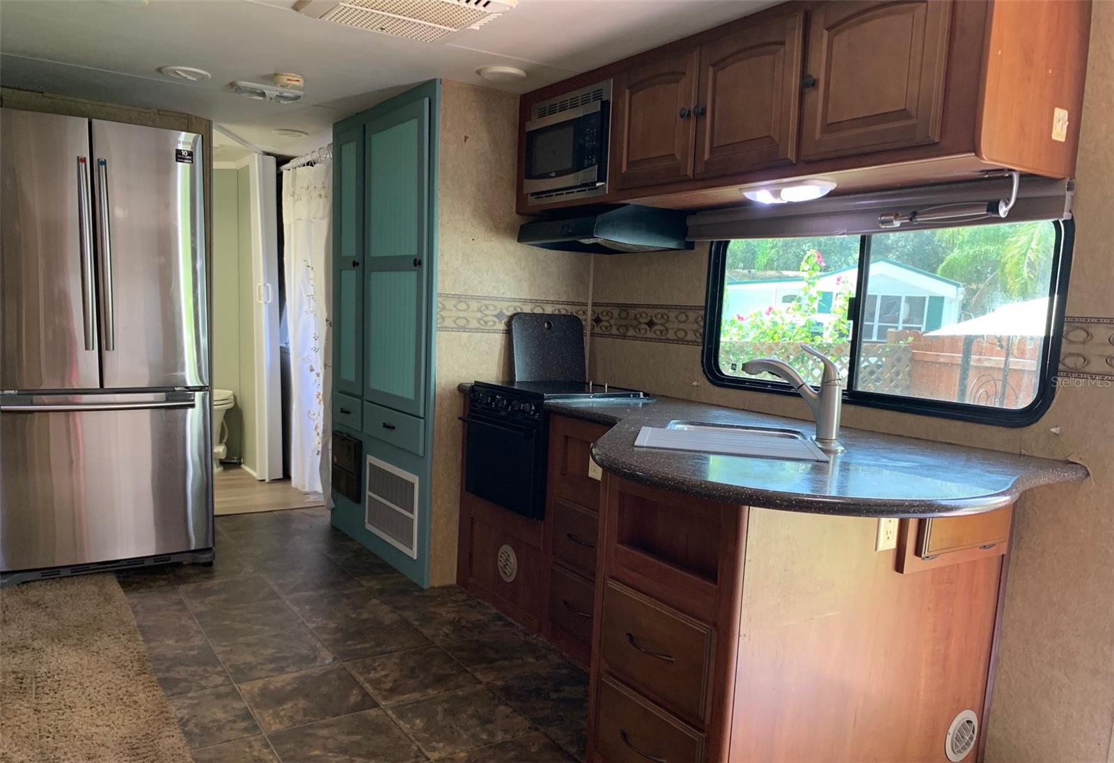 Image 4 of 8 For 3000 Clarcona Road 611