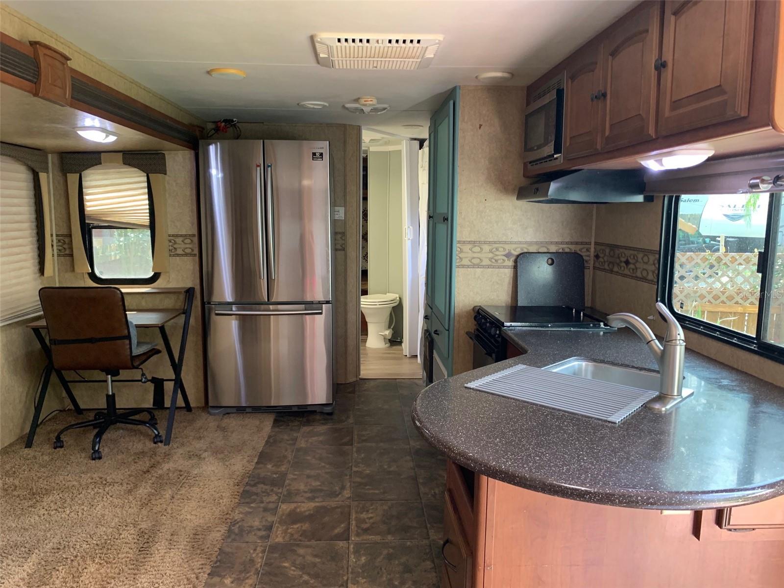 Image 5 of 8 For 3000 Clarcona Road 611