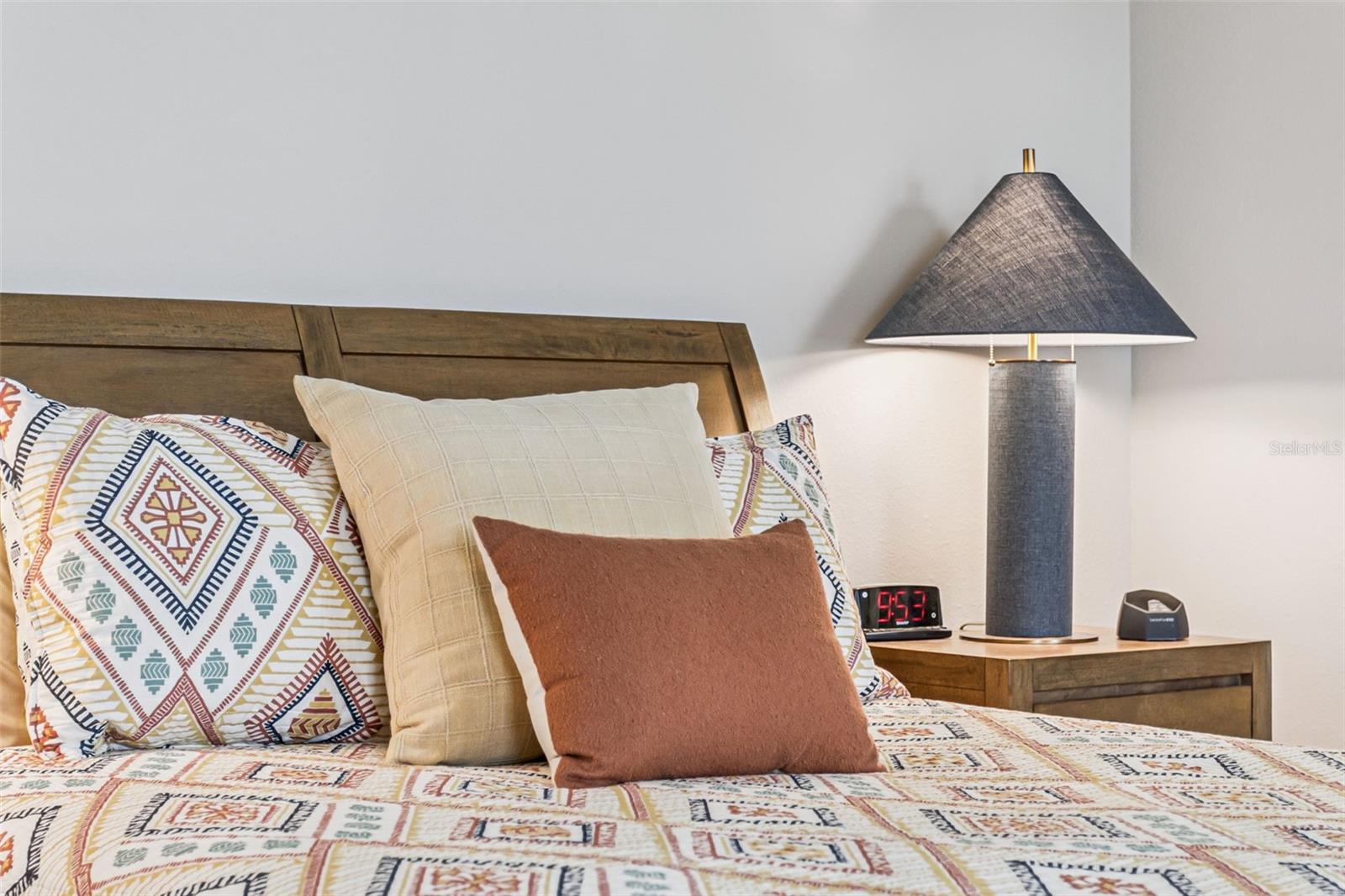 Image 34 of 77 For 12908 Gabor Avenue