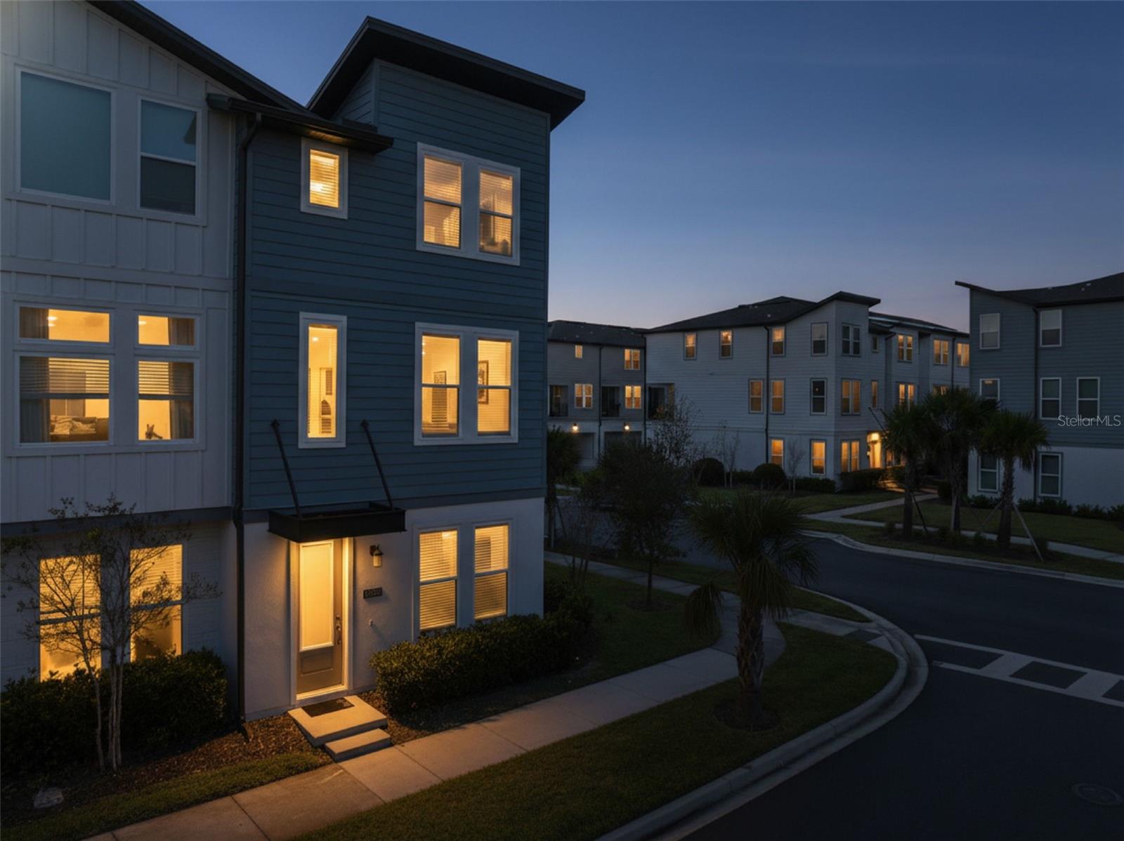 Image 6 of 77 For 12908 Gabor Avenue