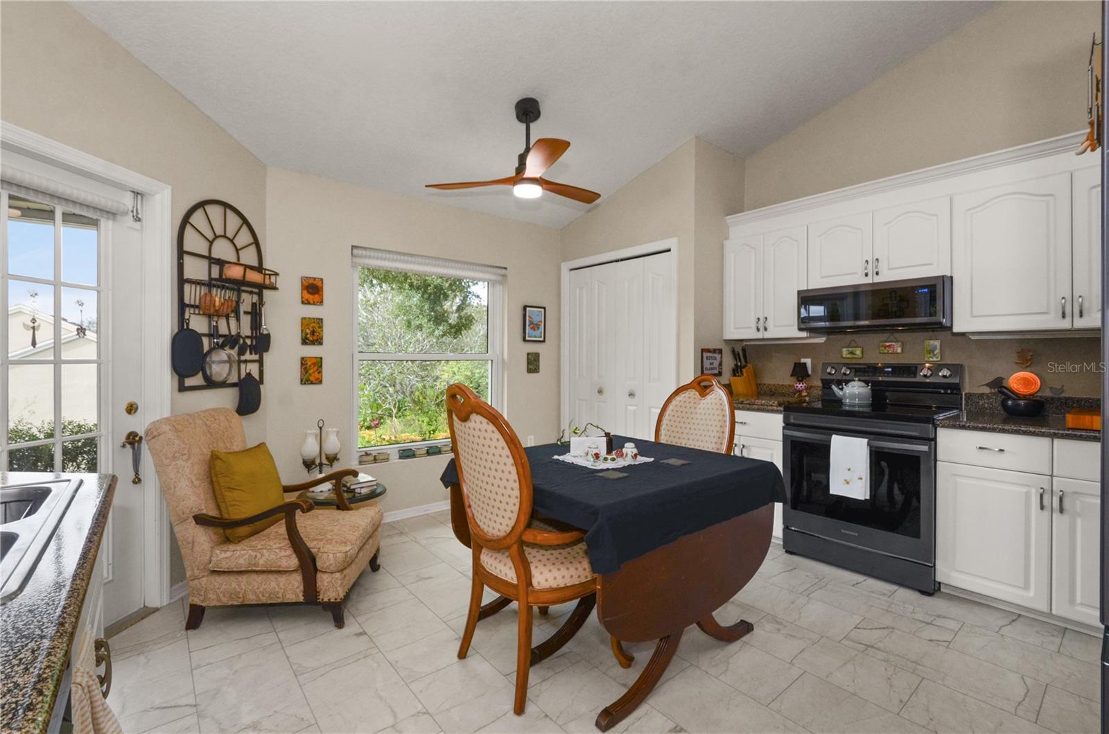 Image 22 of 34 For 601 Chautauqua Drive