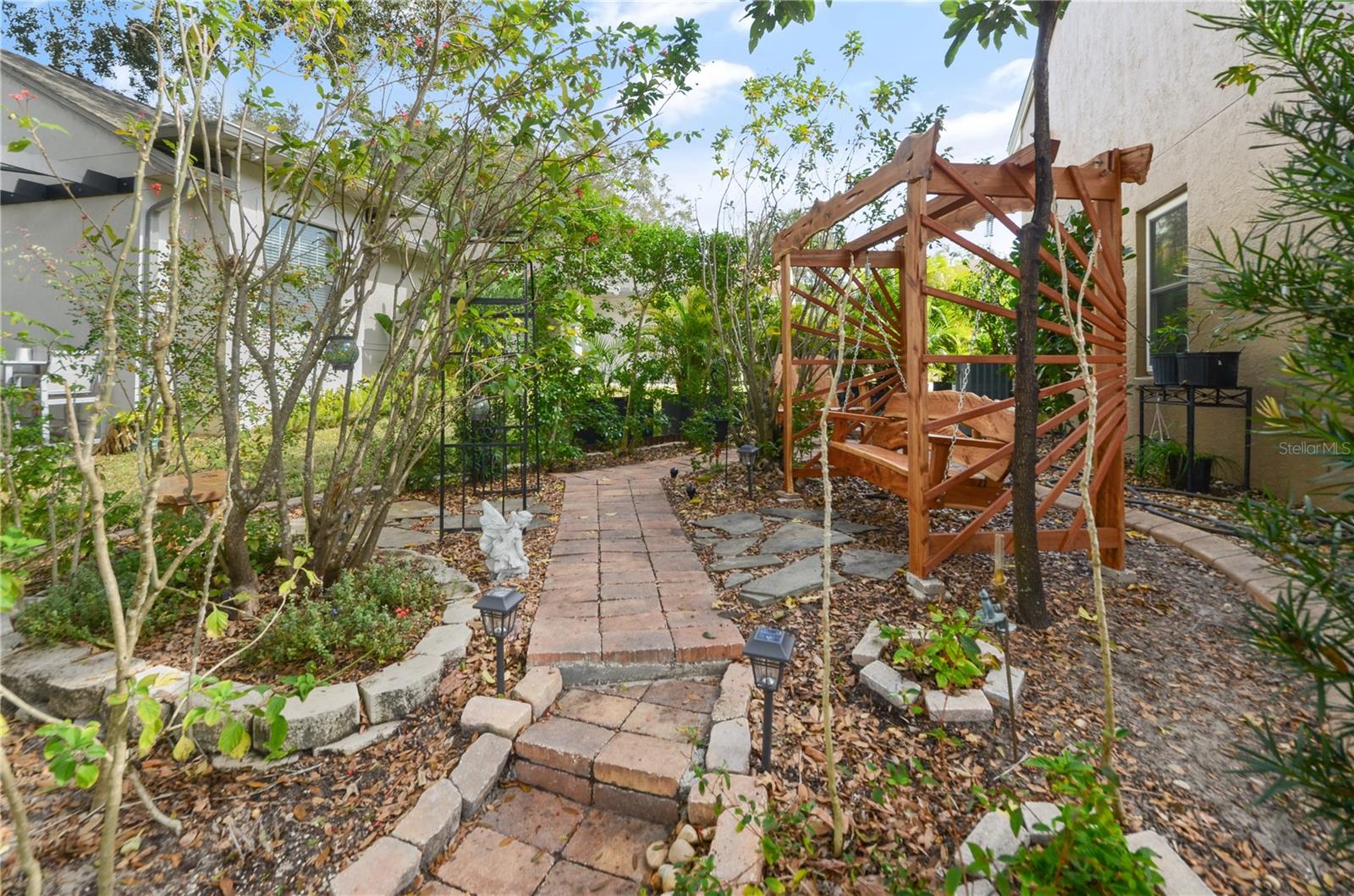 Image 7 of 34 For 601 Chautauqua Drive