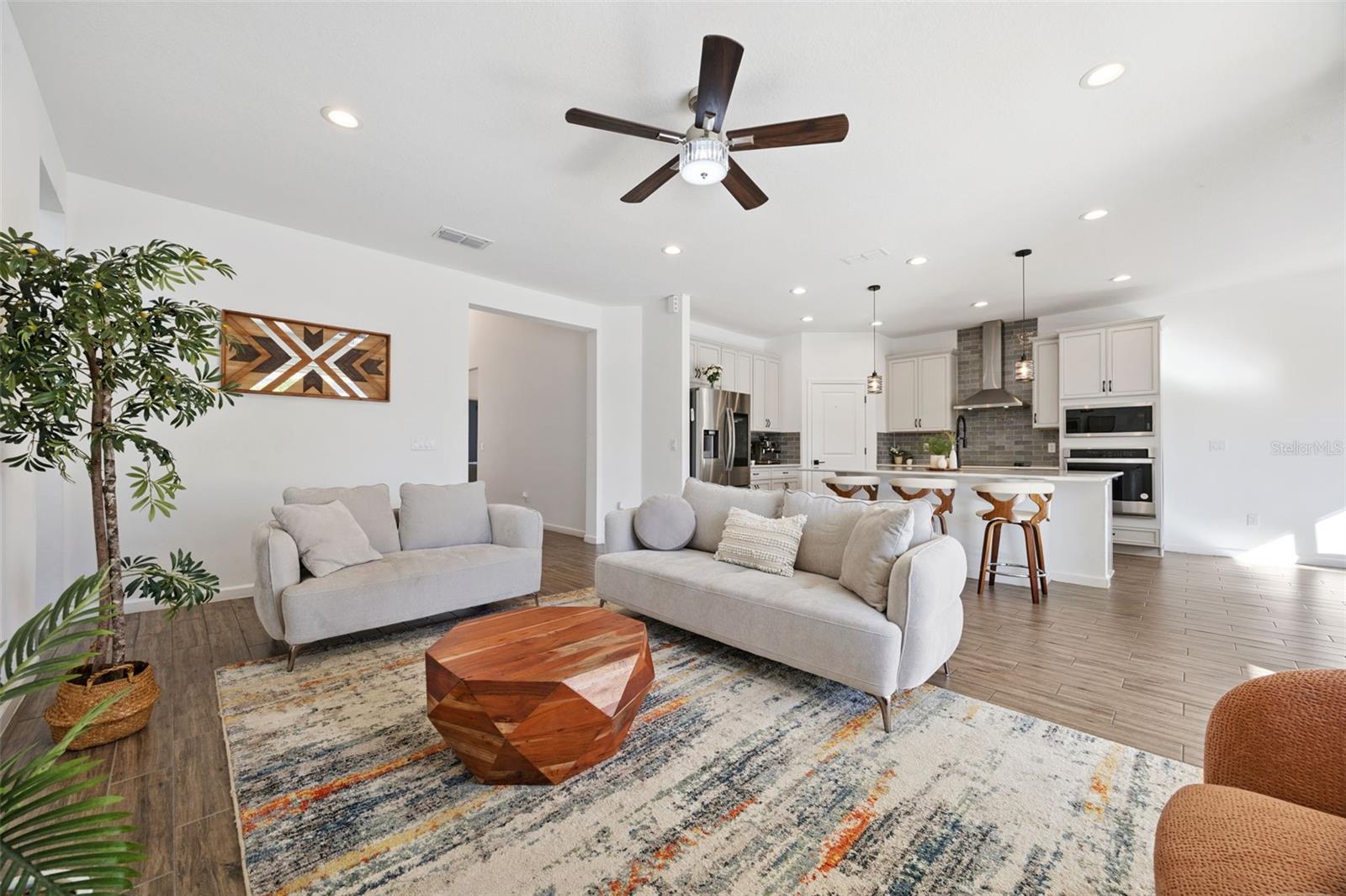 Image 13 of 76 For 4381 Davos Drive