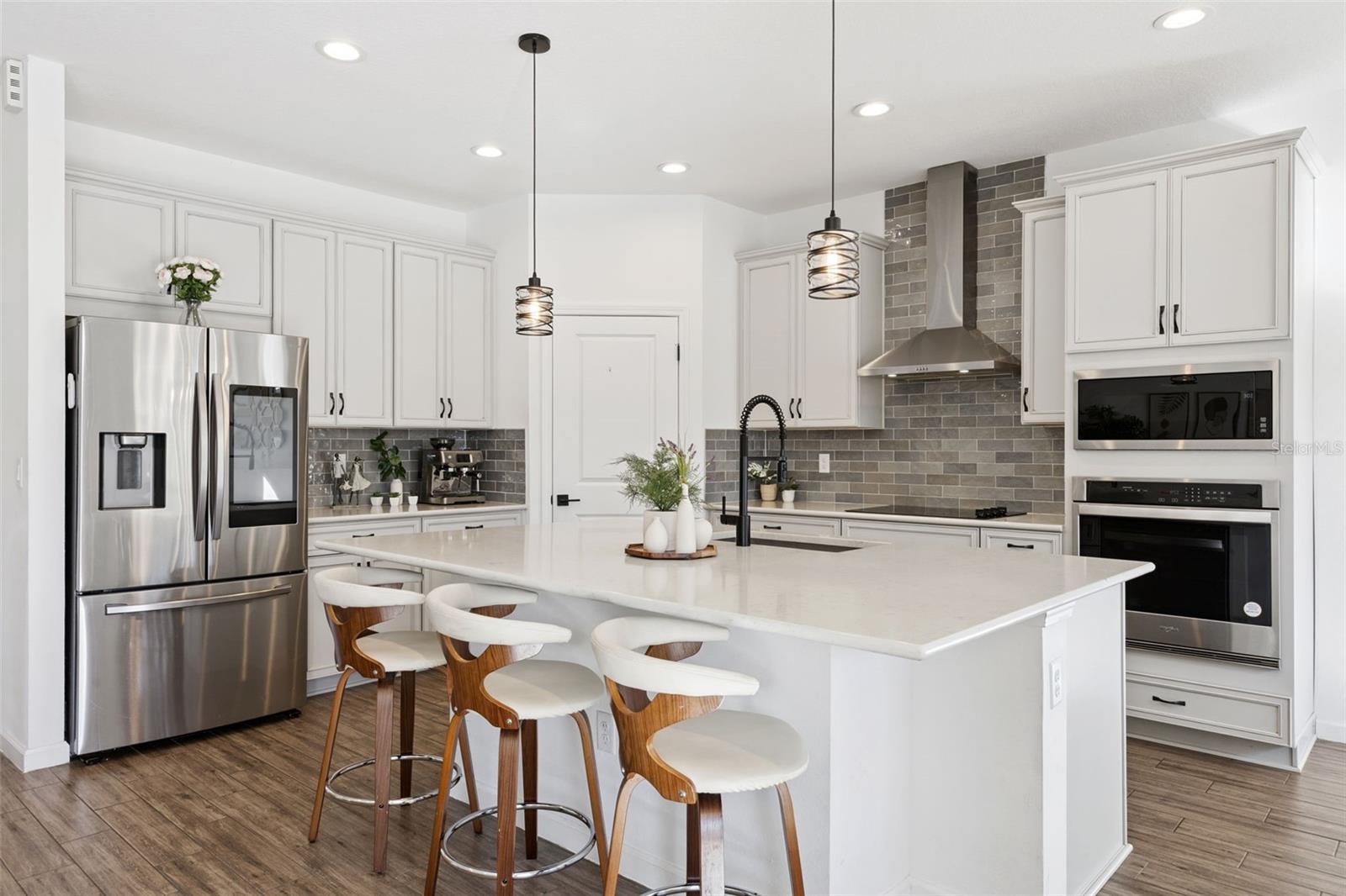 Image 17 of 76 For 4381 Davos Drive