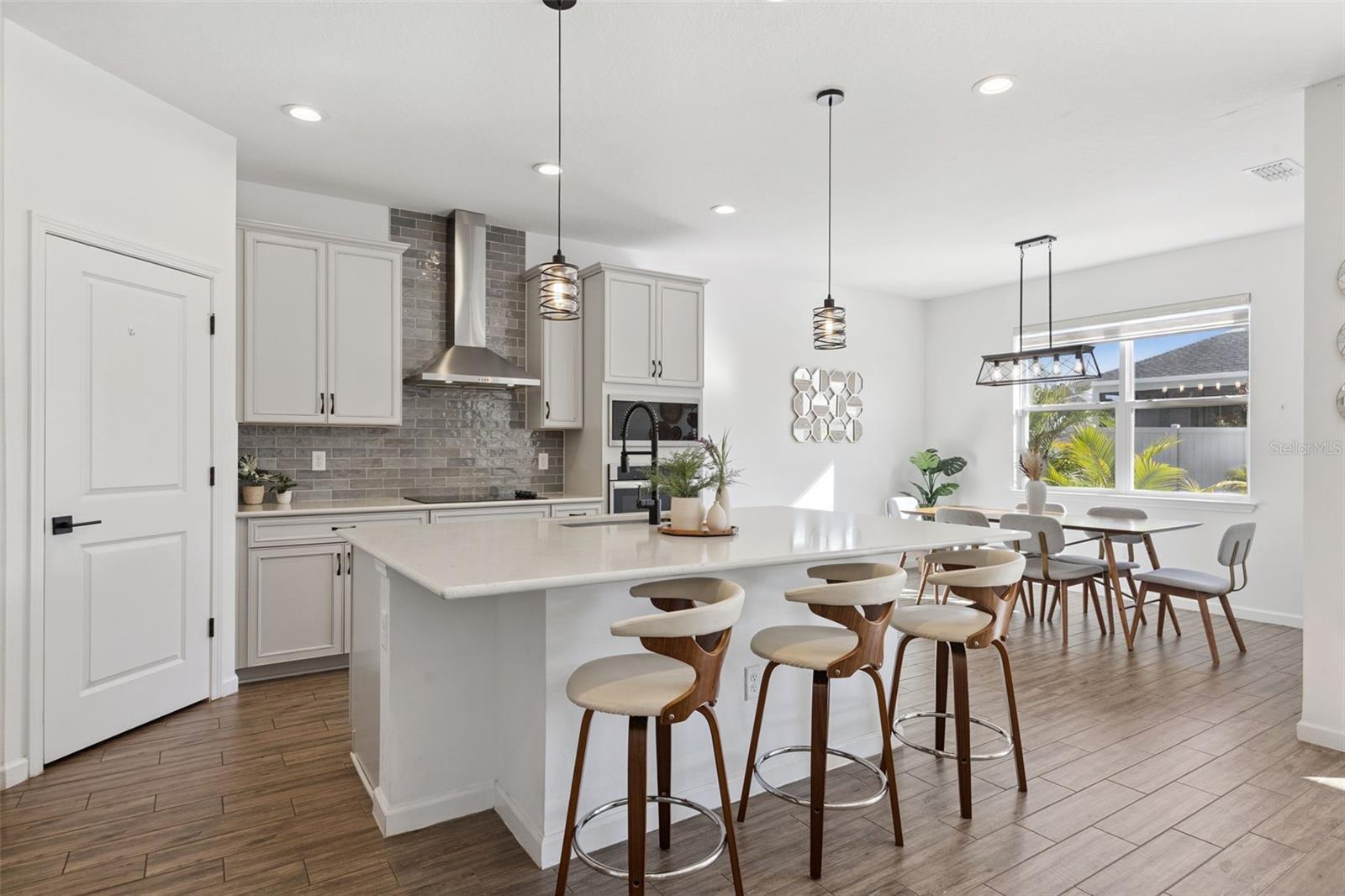 Image 20 of 76 For 4381 Davos Drive