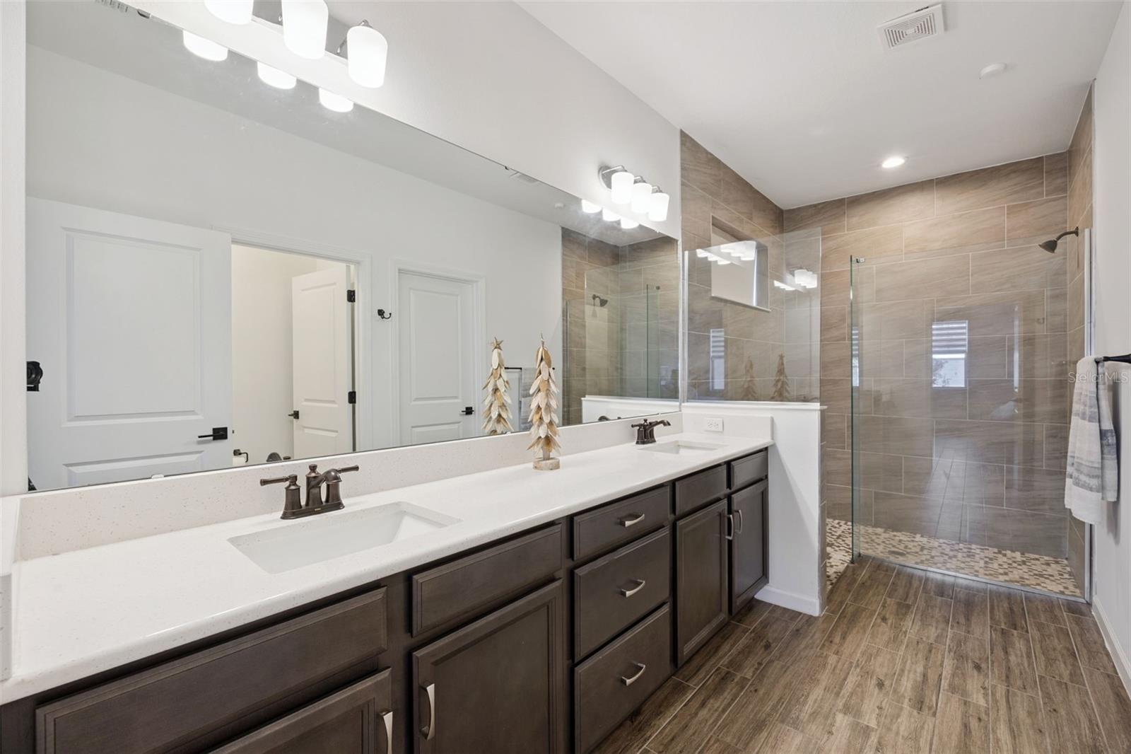 Image 26 of 76 For 4381 Davos Drive