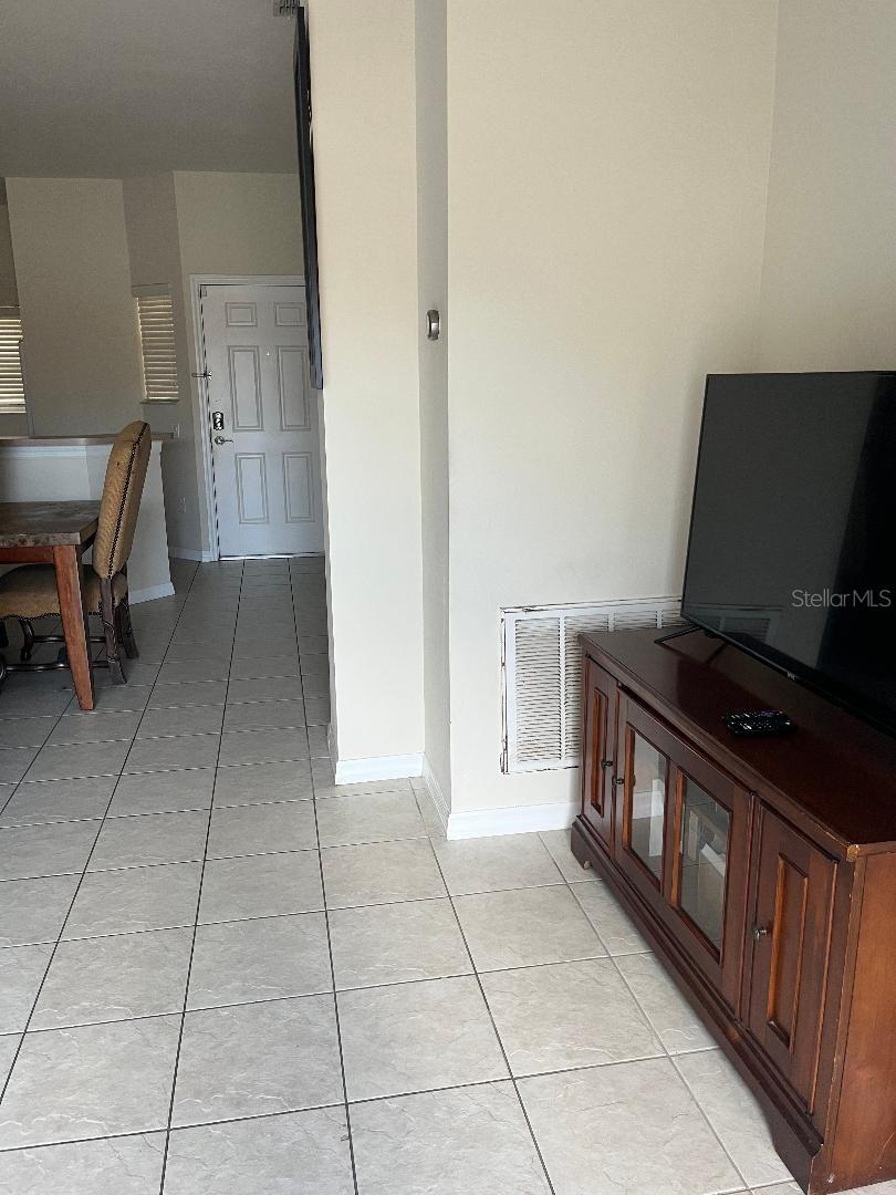 Image 7 of 20 For 4529 Alberto Circle