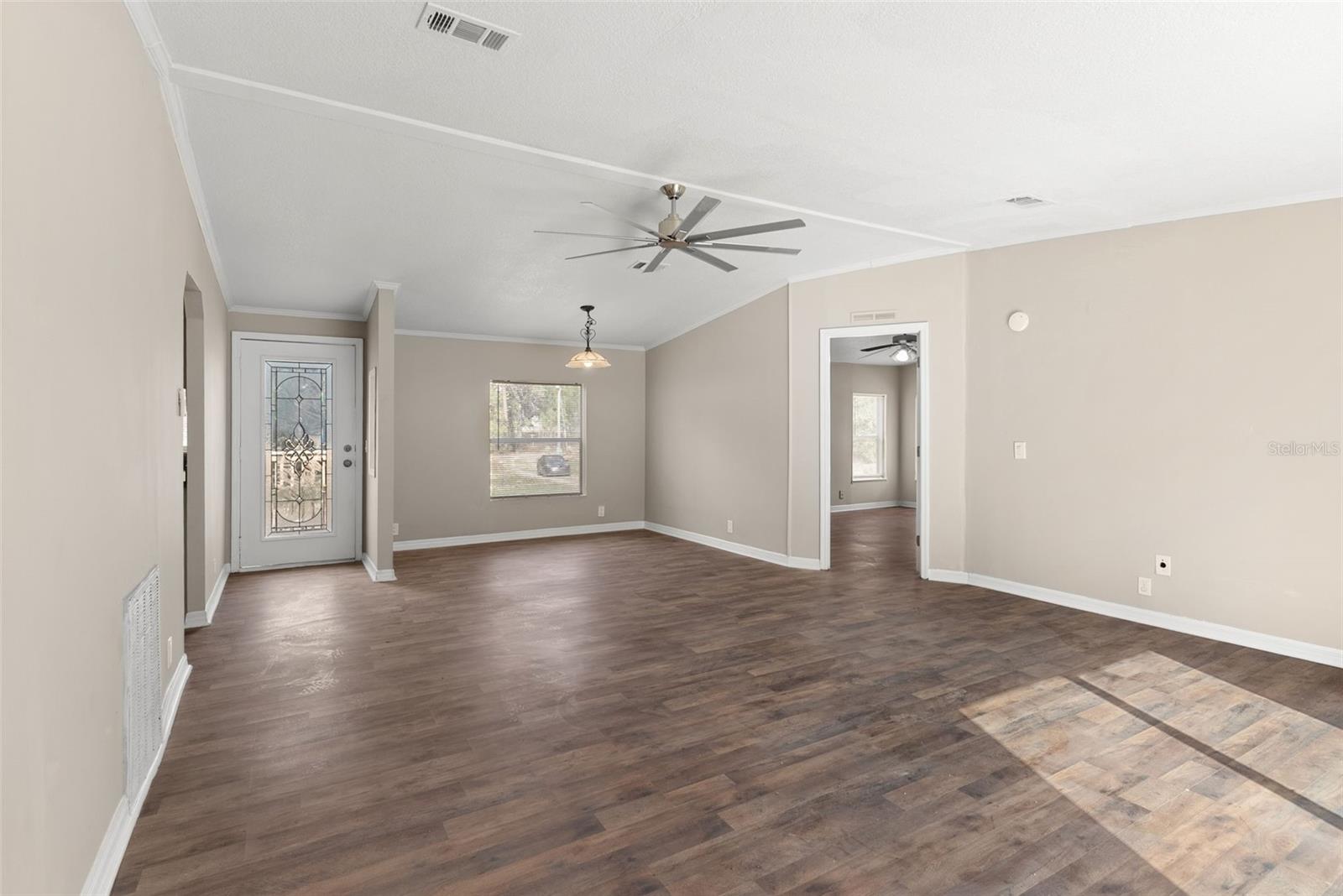 Image 9 of 39 For 6682 156th Place