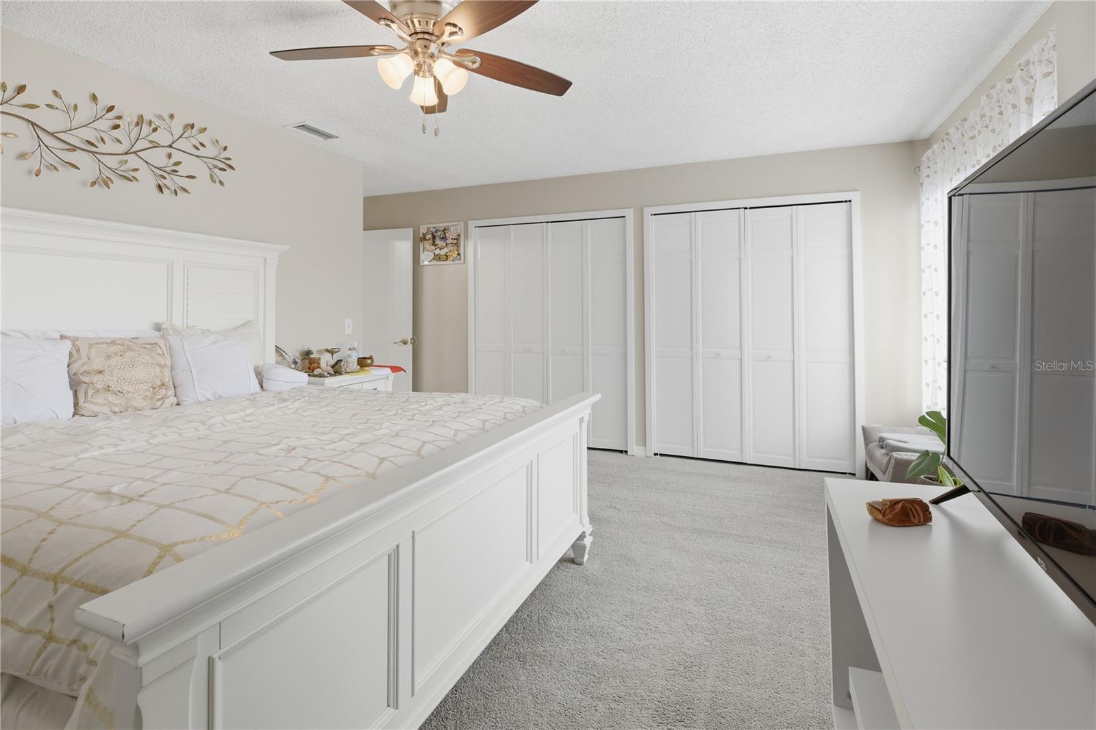 Image 24 of 35 For 654 Lake Villas Drive 654