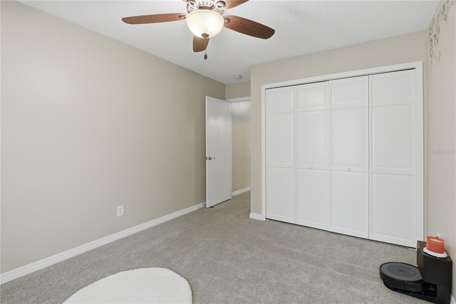 Image 28 of 35 For 654 Lake Villas Drive 654