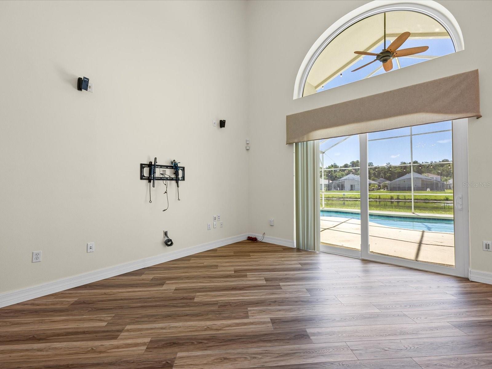 Image 7 of 56 For 1111 Liberty Hall Drive