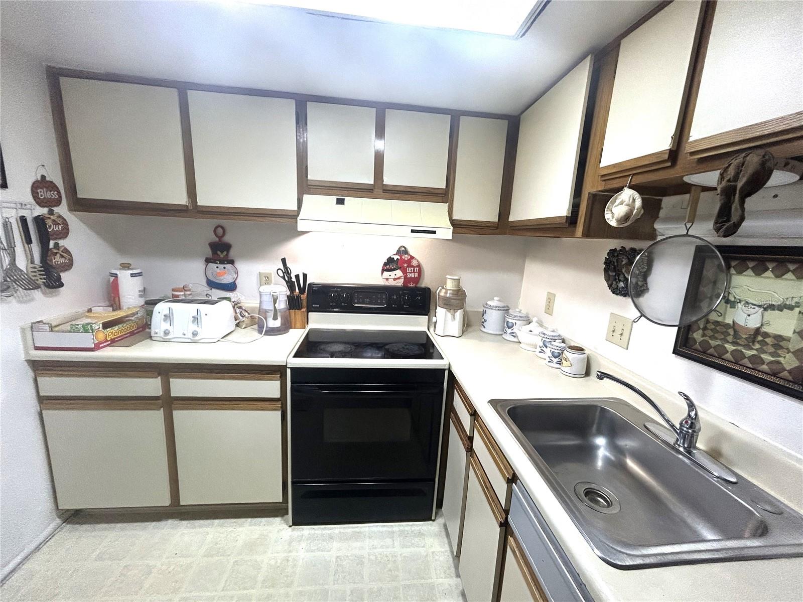 Image 7 of 9 For 4115 Semoran Boulevard 19