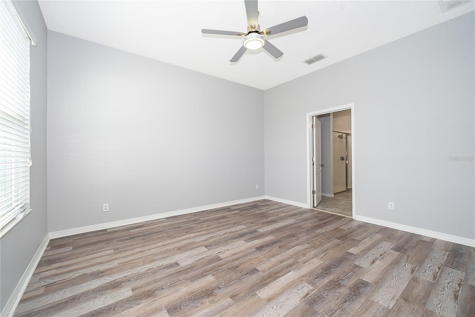 Image 11 of 29 For 902 Grand Hilltop Drive