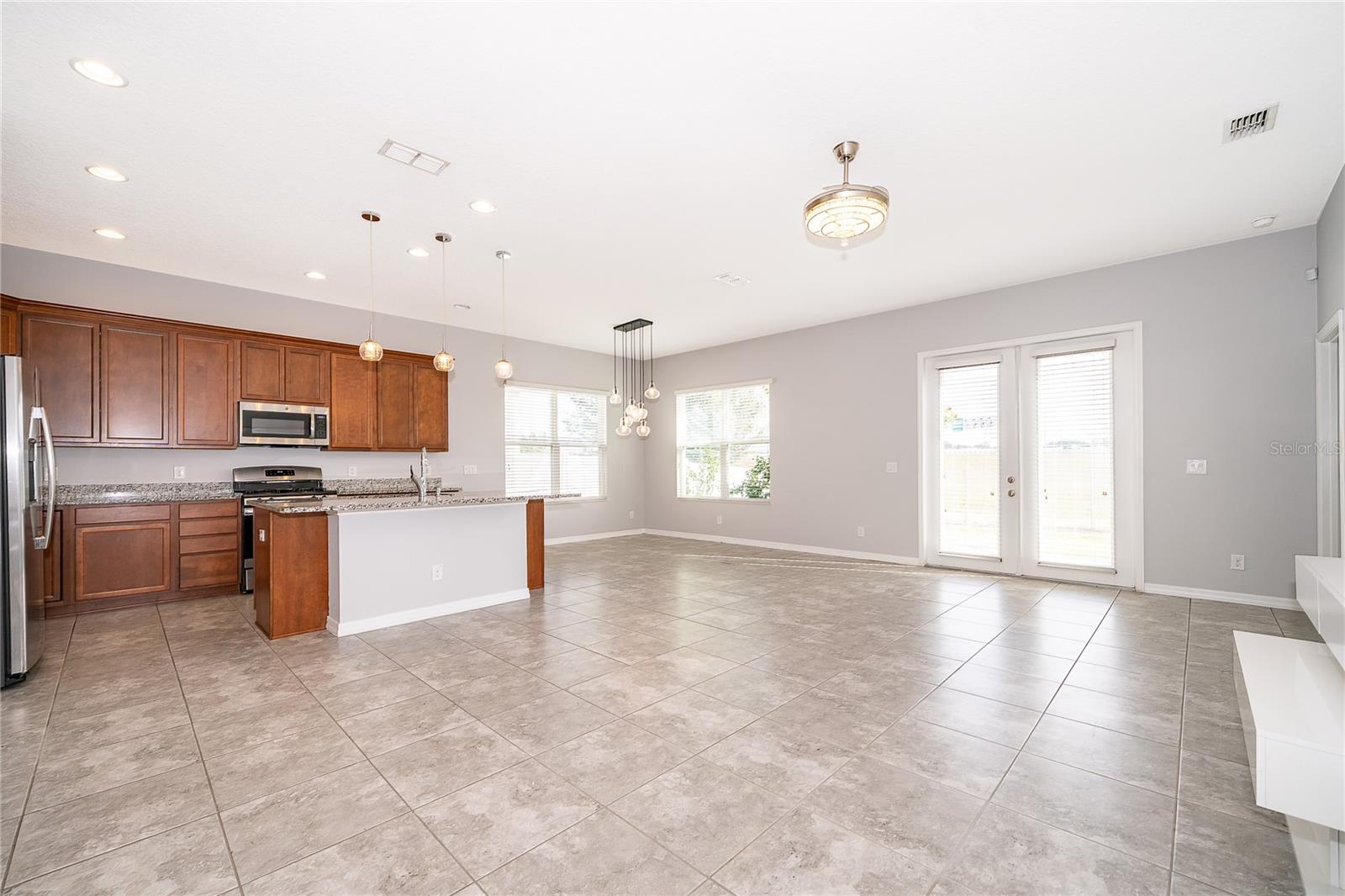 Image 4 of 29 For 902 Grand Hilltop Drive