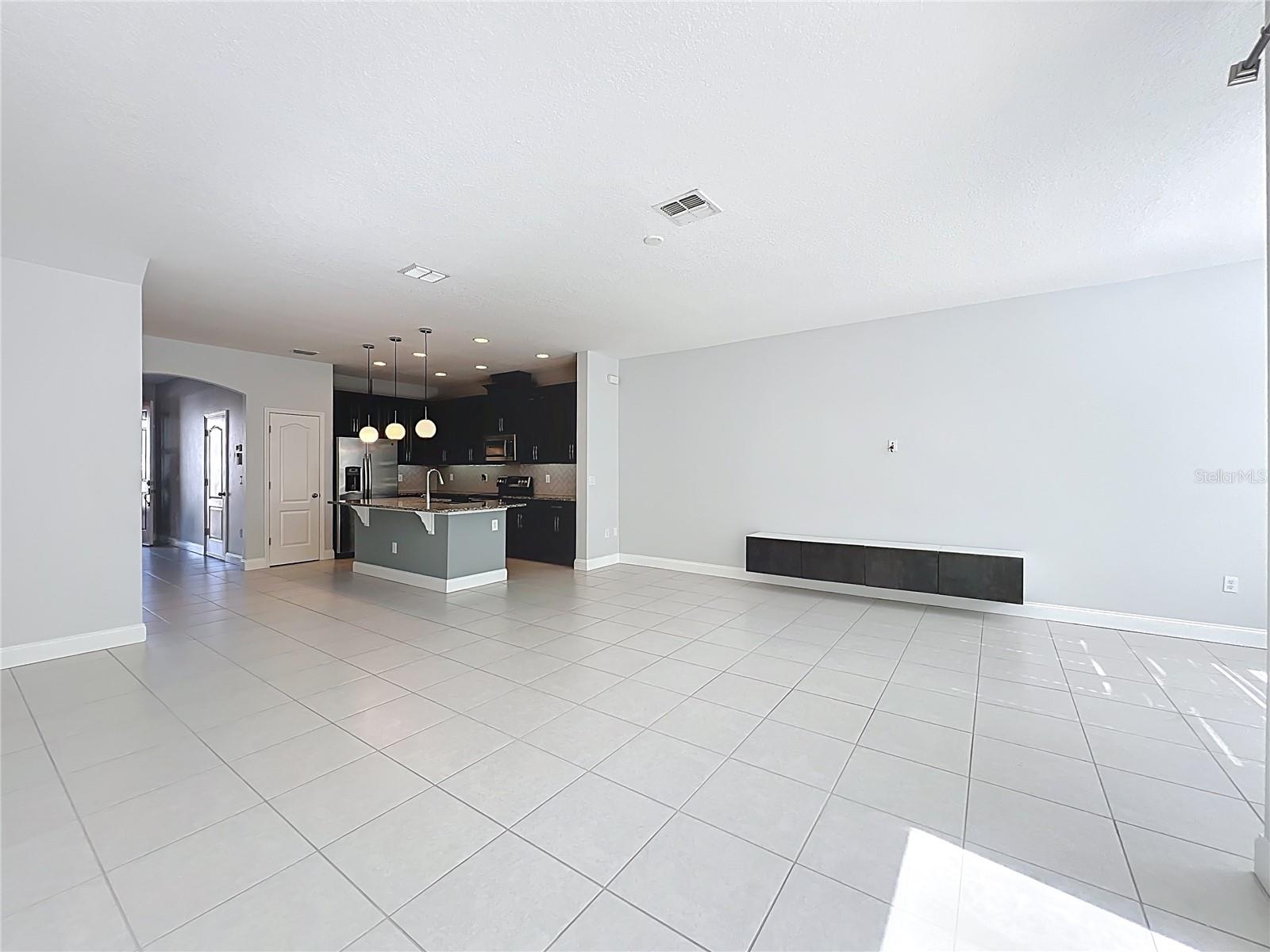 Image 17 of 54 For 2592 Econ Landing Boulevard