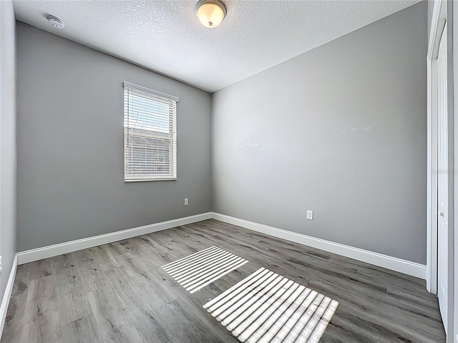 Image 29 of 54 For 2592 Econ Landing Boulevard