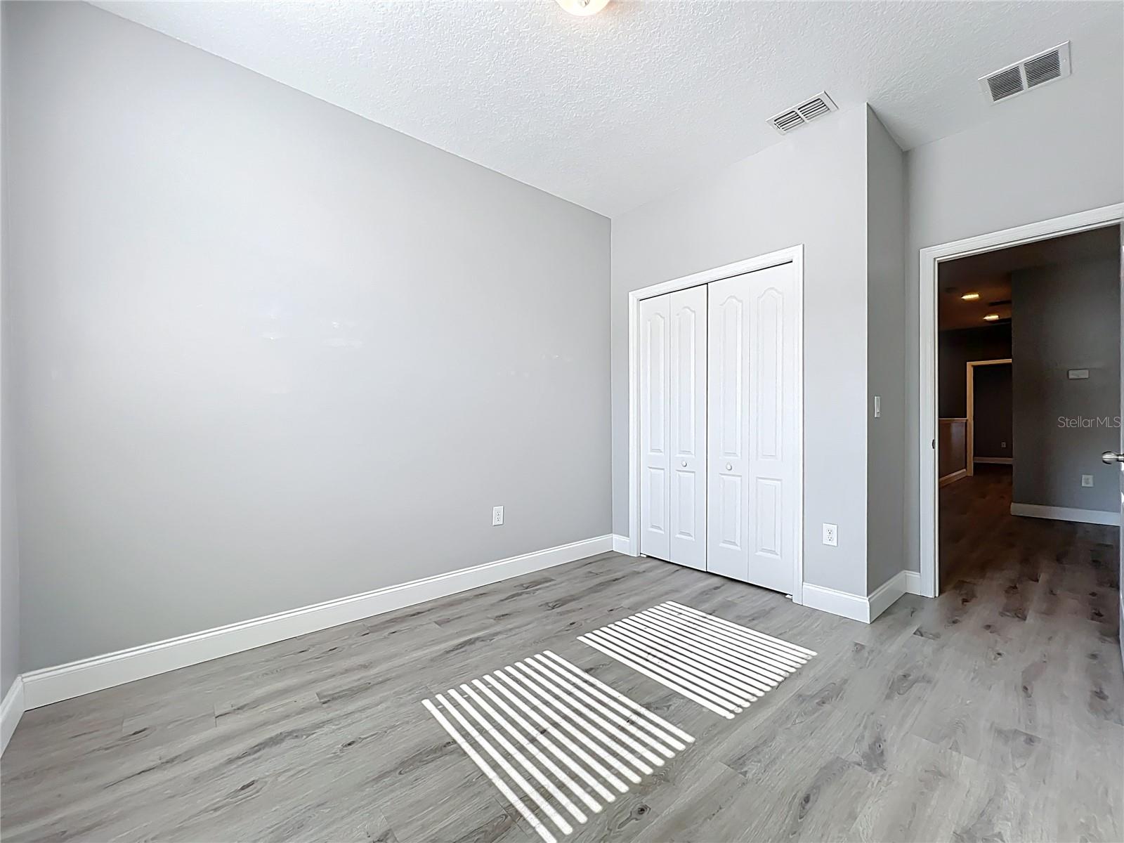 Image 30 of 54 For 2592 Econ Landing Boulevard