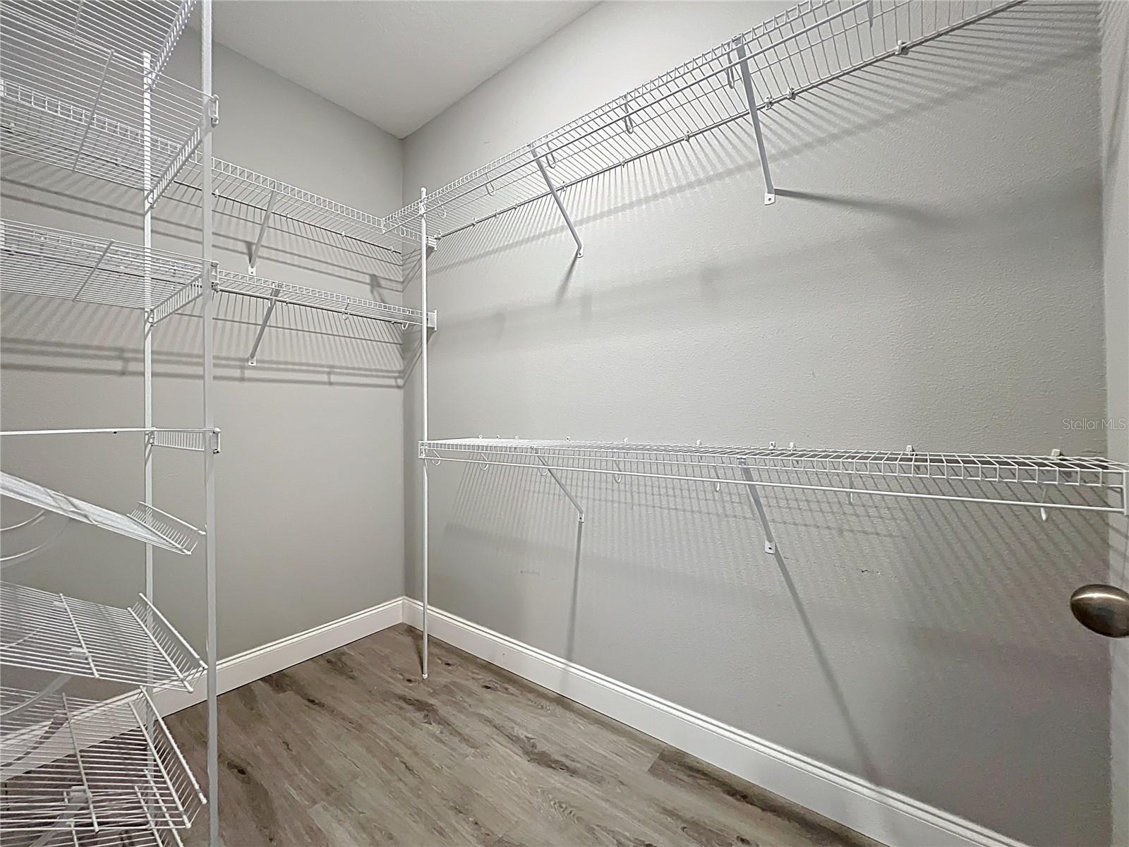 Image 41 of 54 For 2592 Econ Landing Boulevard