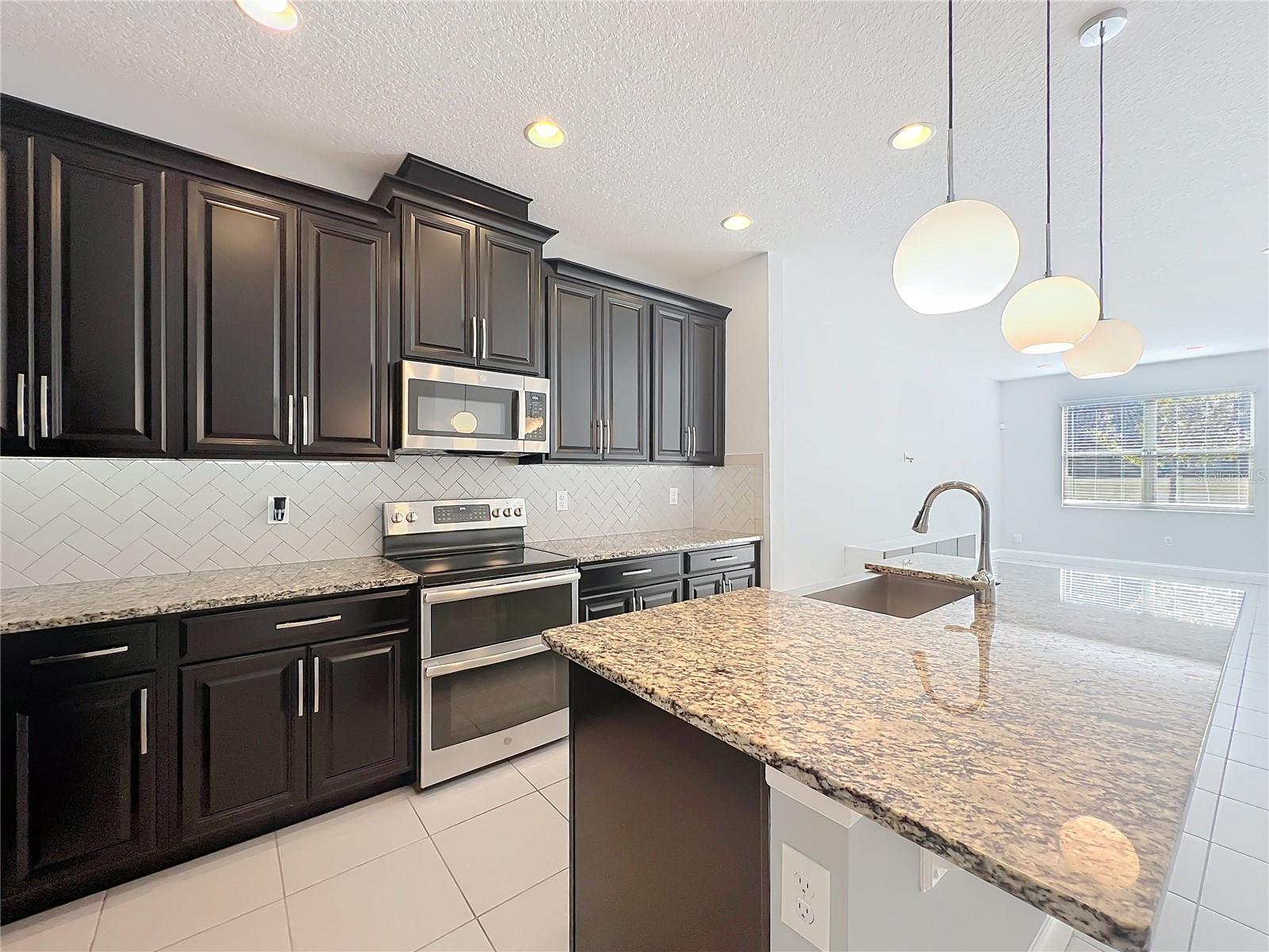 Image 9 of 54 For 2592 Econ Landing Boulevard