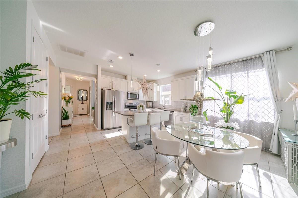 Listing photo id 18 for 1833 Spring Shower Circle