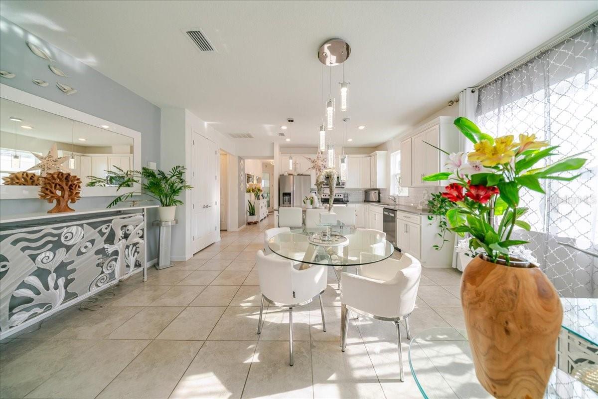 Listing photo id 19 for 1833 Spring Shower Circle