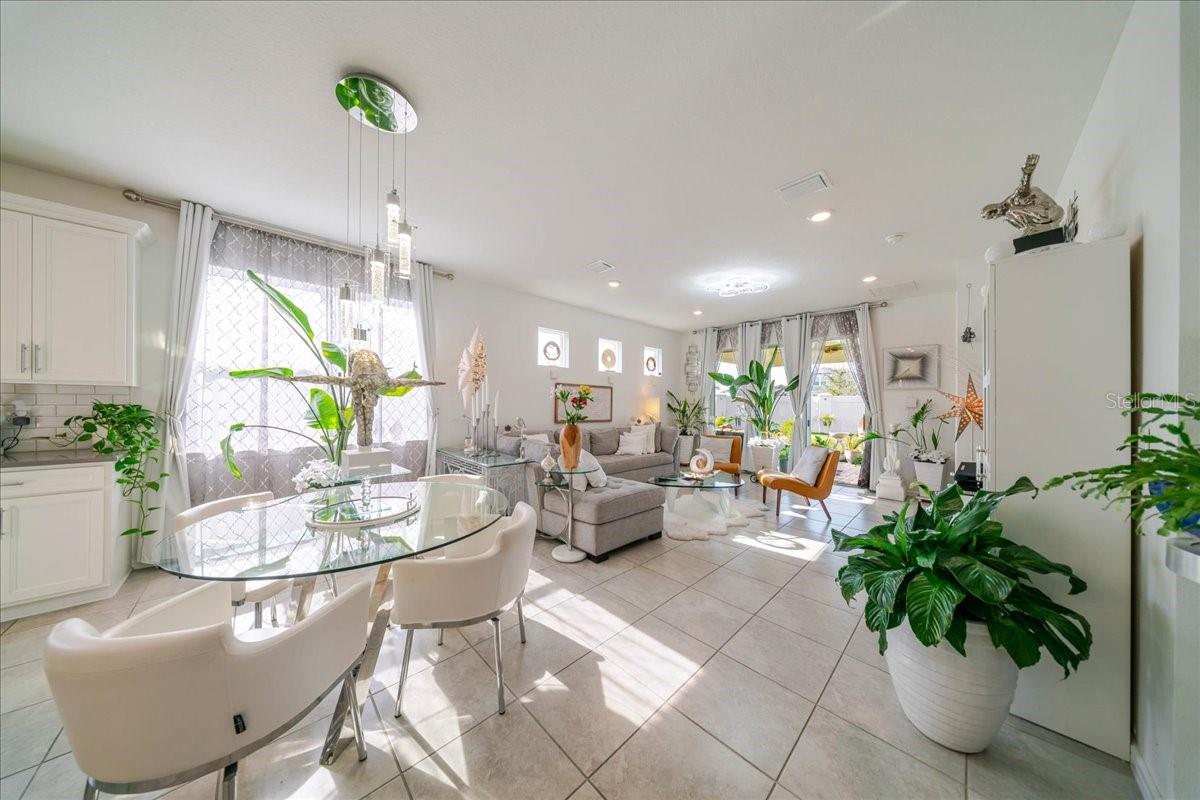 Listing photo id 21 for 1833 Spring Shower Circle