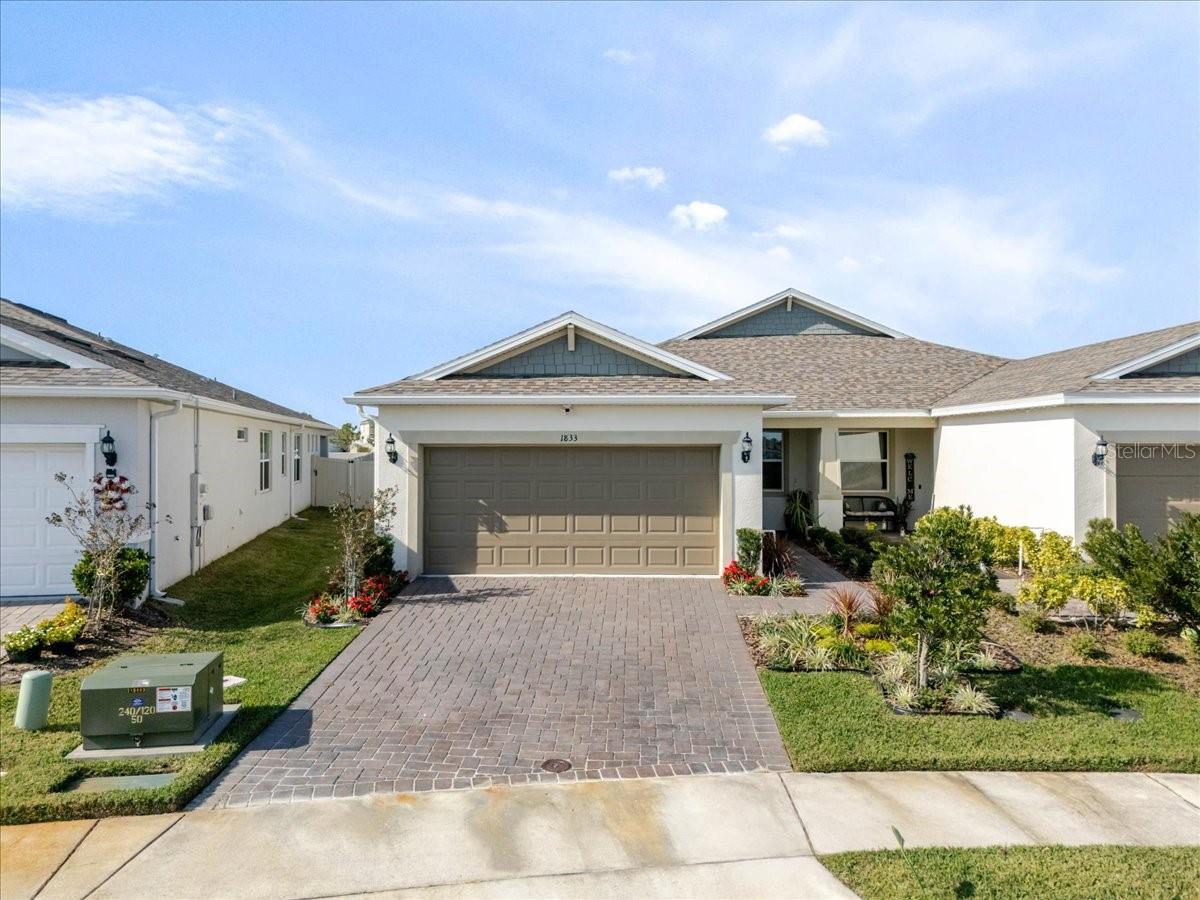 Listing photo id 2 for 1833 Spring Shower Circle