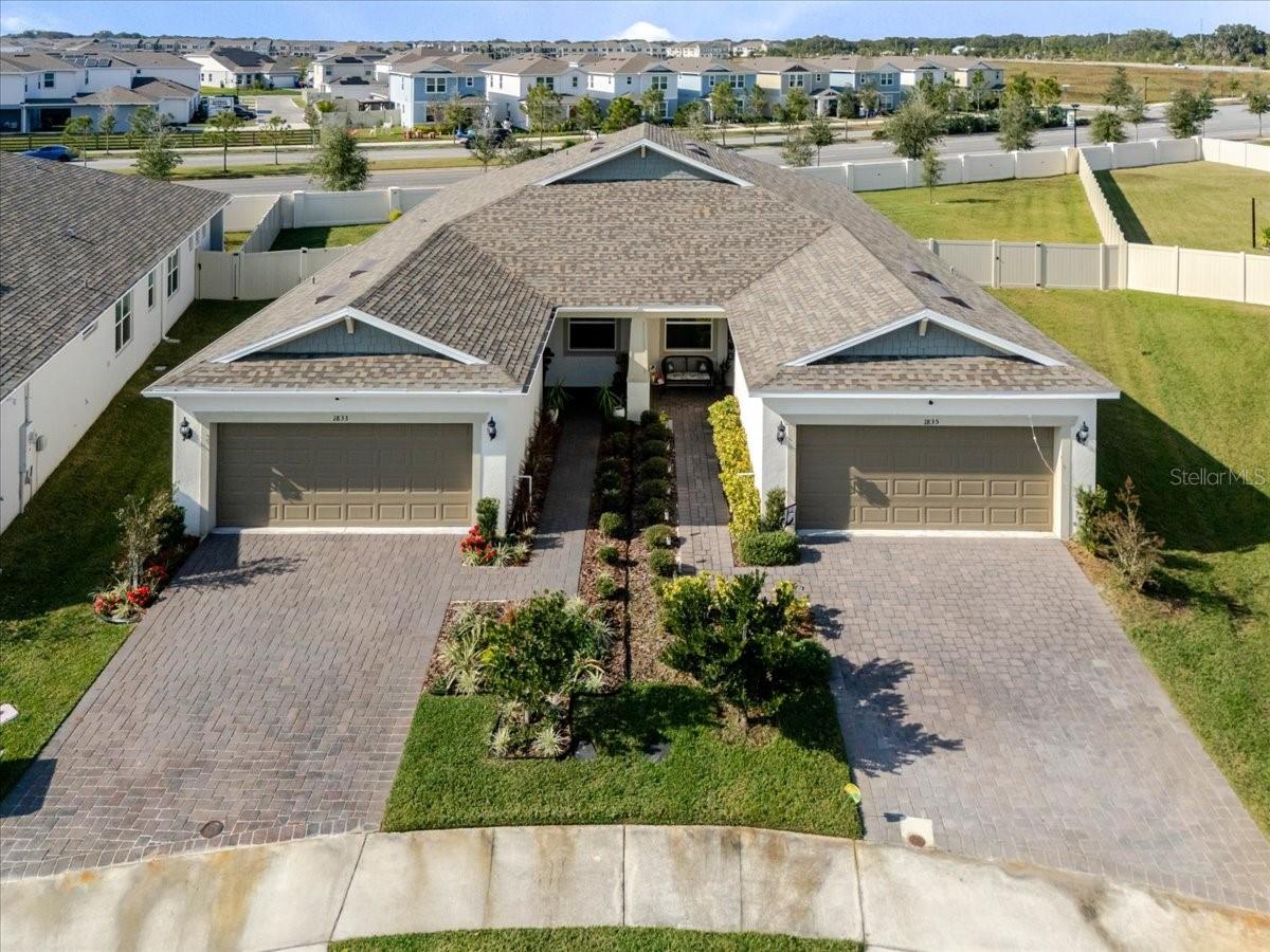 Listing photo id 4 for 1833 Spring Shower Circle