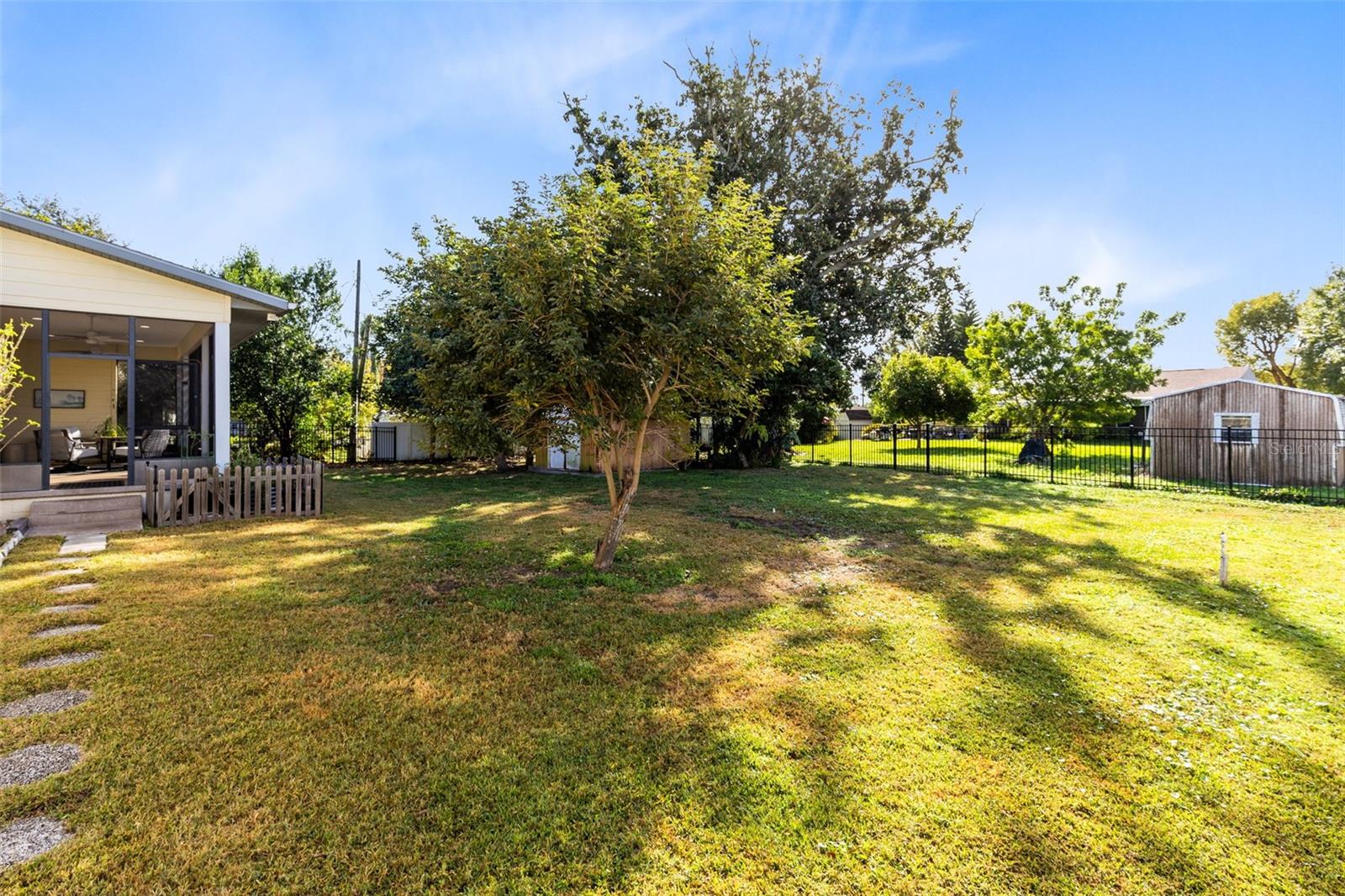 Image 29 of 42 For 1811 Lakeshore Boulevard