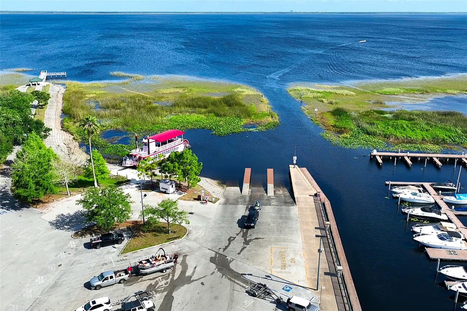 Image 34 of 42 For 1811 Lakeshore Boulevard