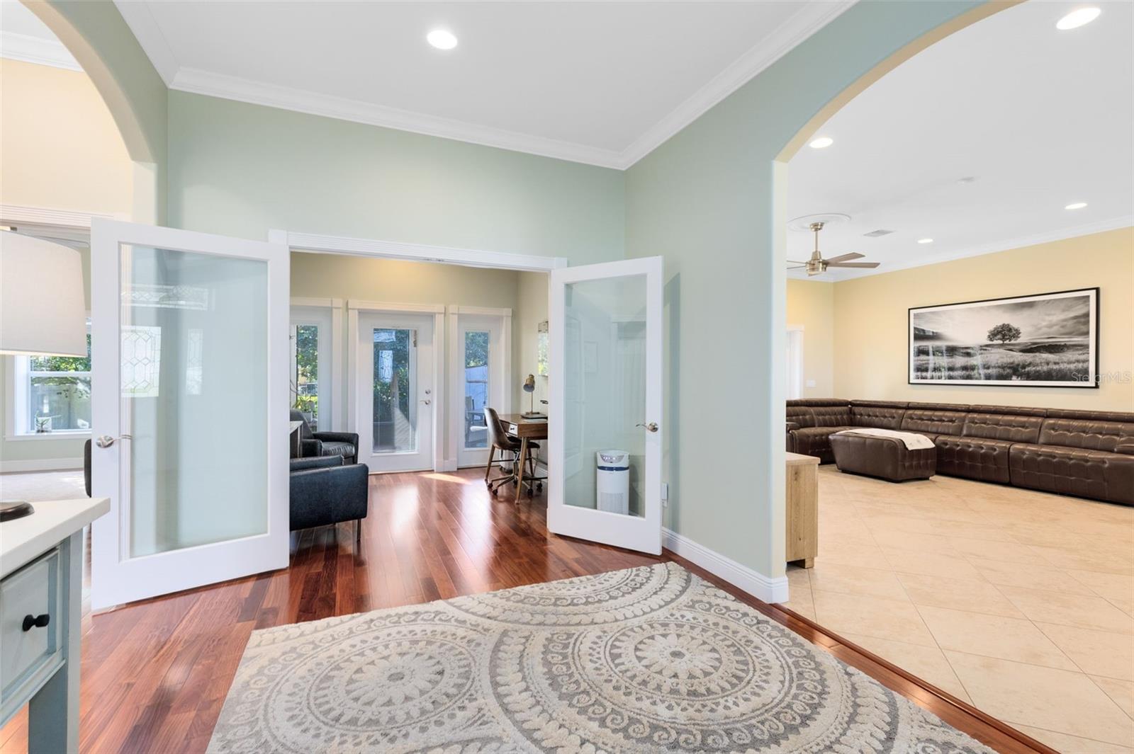 Image 7 of 42 For 1811 Lakeshore Boulevard