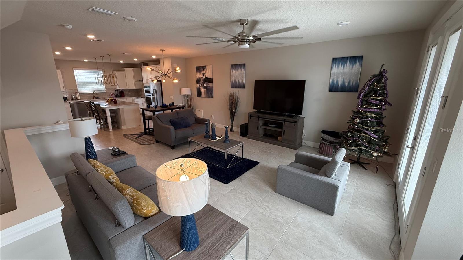 Image 16 of 51 For 7718 Sweet Star Avenue