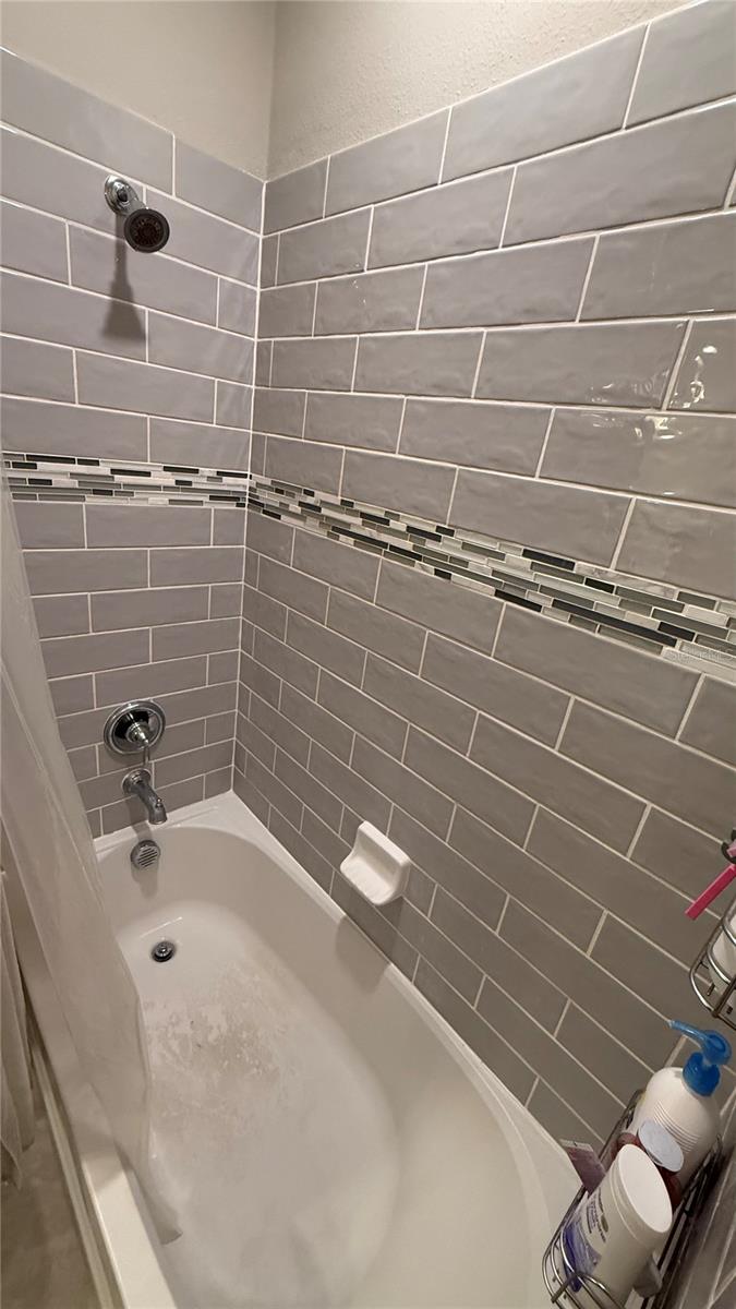 Image 32 of 51 For 7718 Sweet Star Avenue