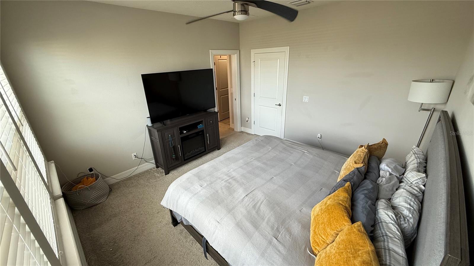 Image 43 of 51 For 7718 Sweet Star Avenue