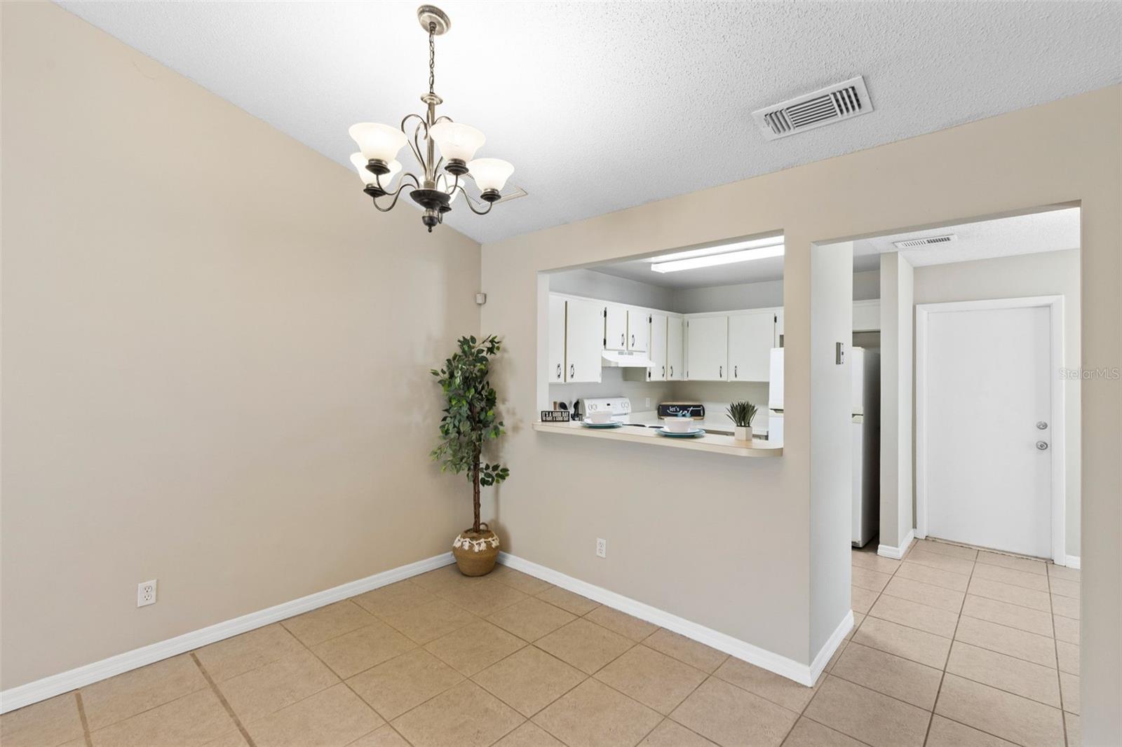 Image 10 of 24 For 7412 Little Pond Court