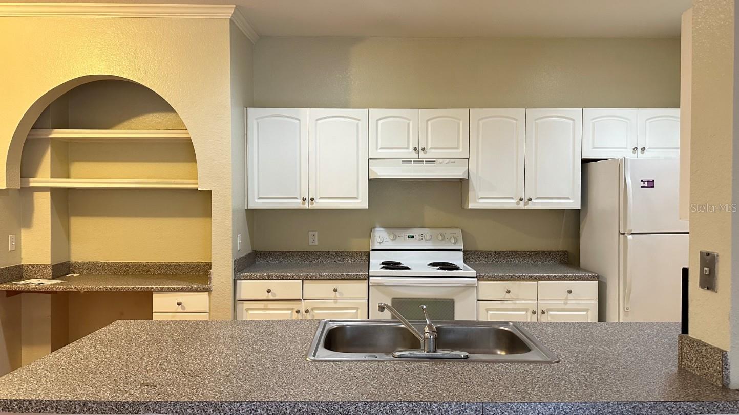 Image 2 of 8 For 860 Orange Avenue 235