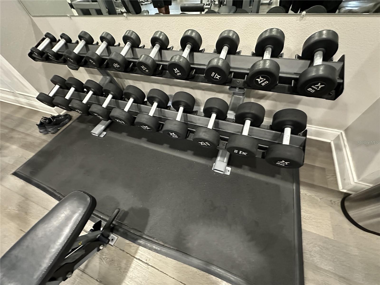 Image 34 of 69 For 5049 Shoreway Loop 10301