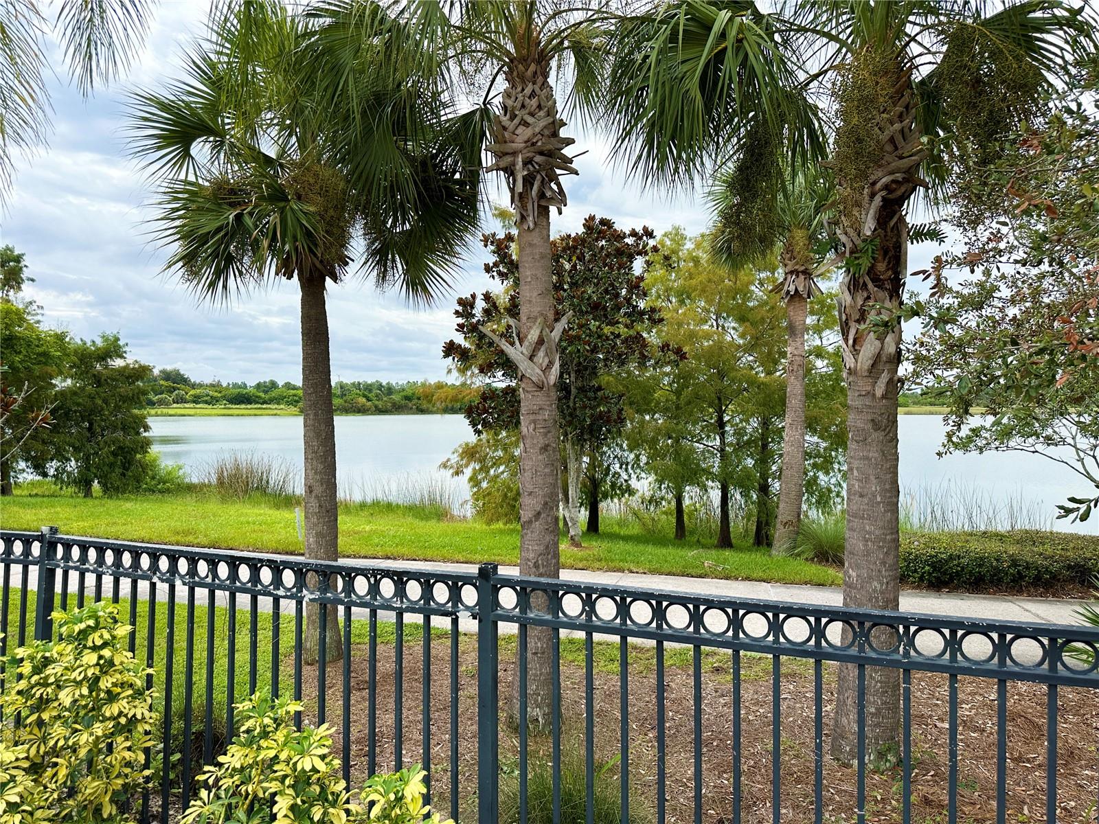 Image 50 of 69 For 5049 Shoreway Loop 10301