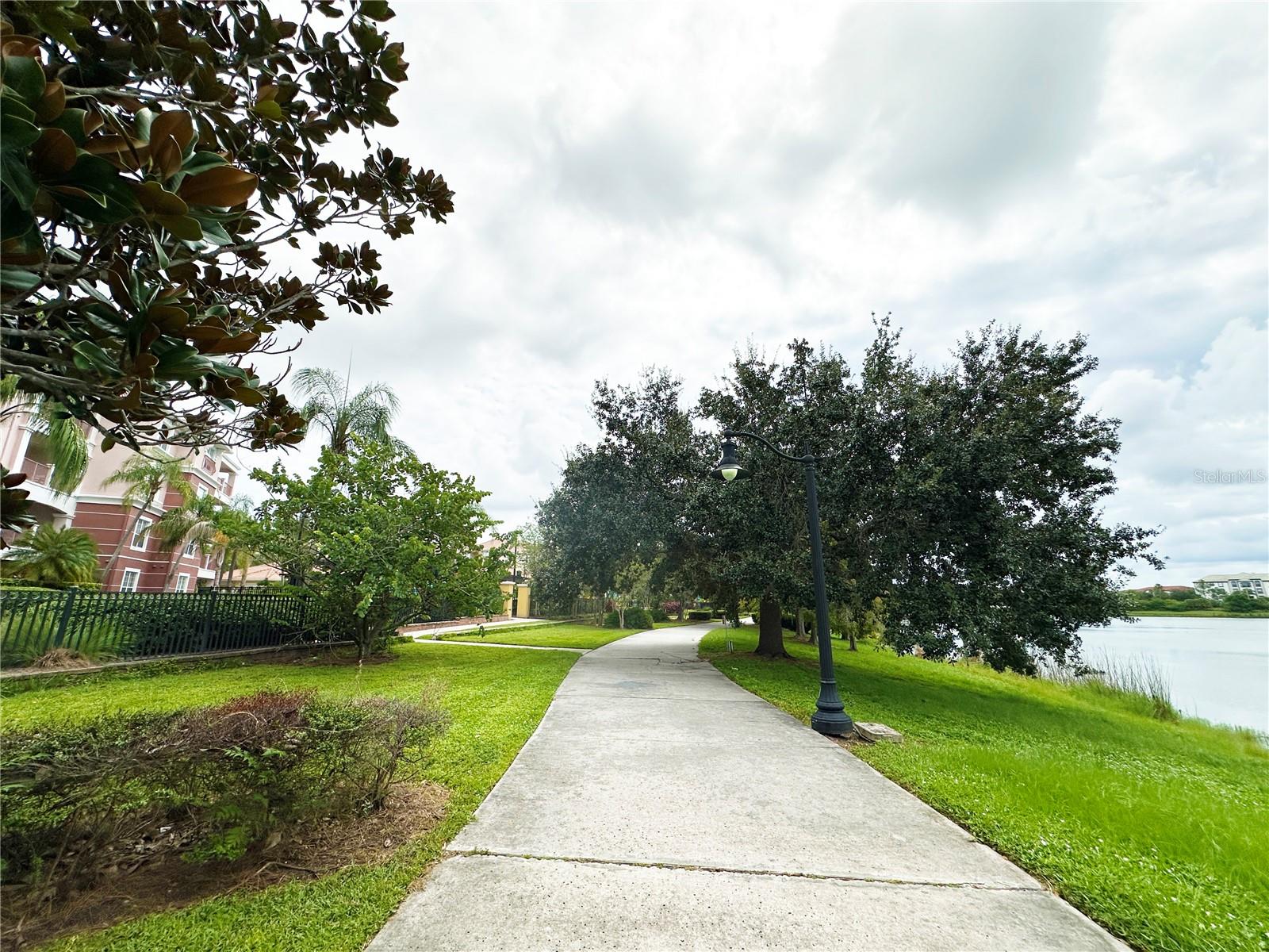 Image 53 of 69 For 5049 Shoreway Loop 10301