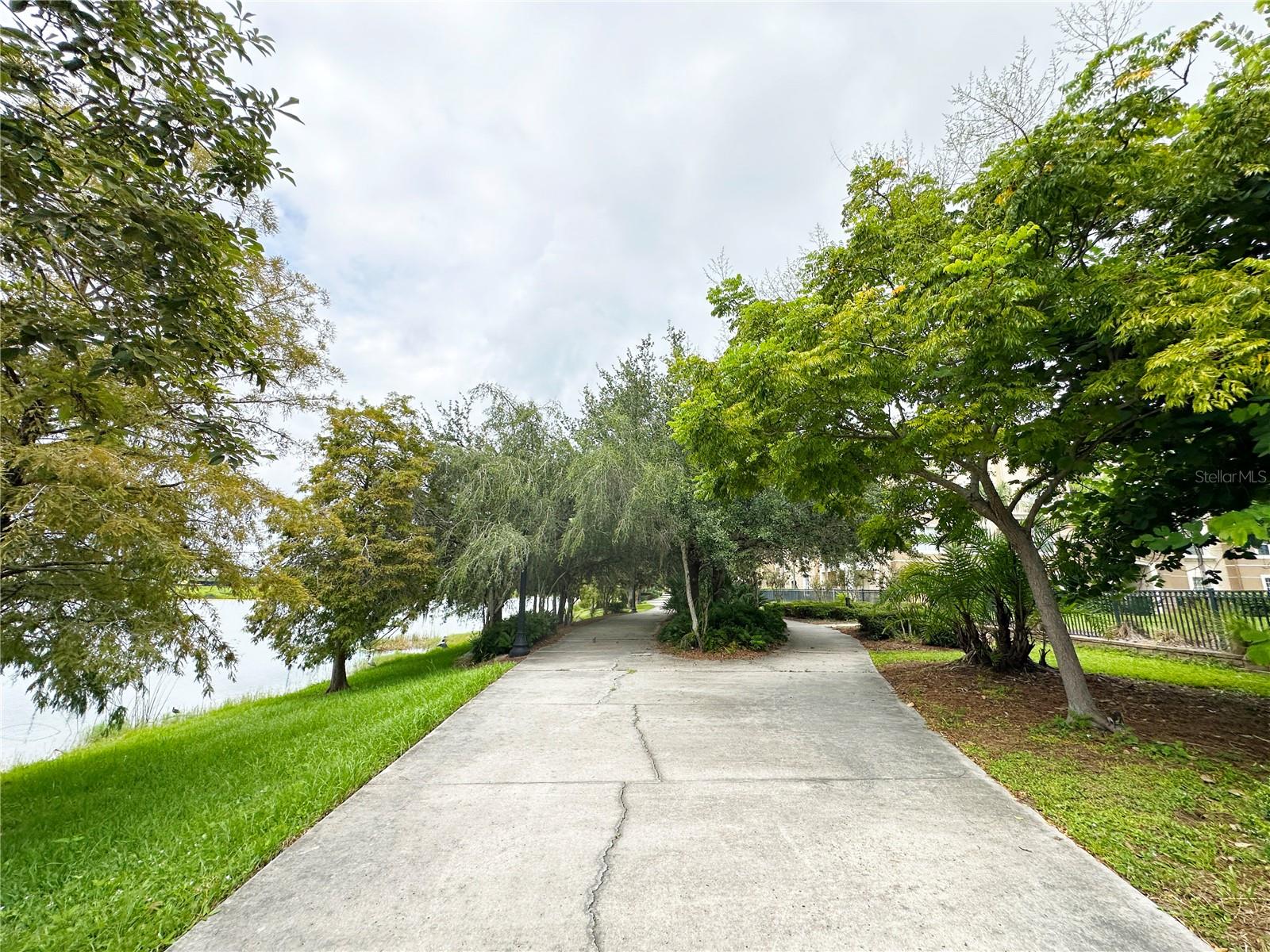 Image 55 of 69 For 5049 Shoreway Loop 10301