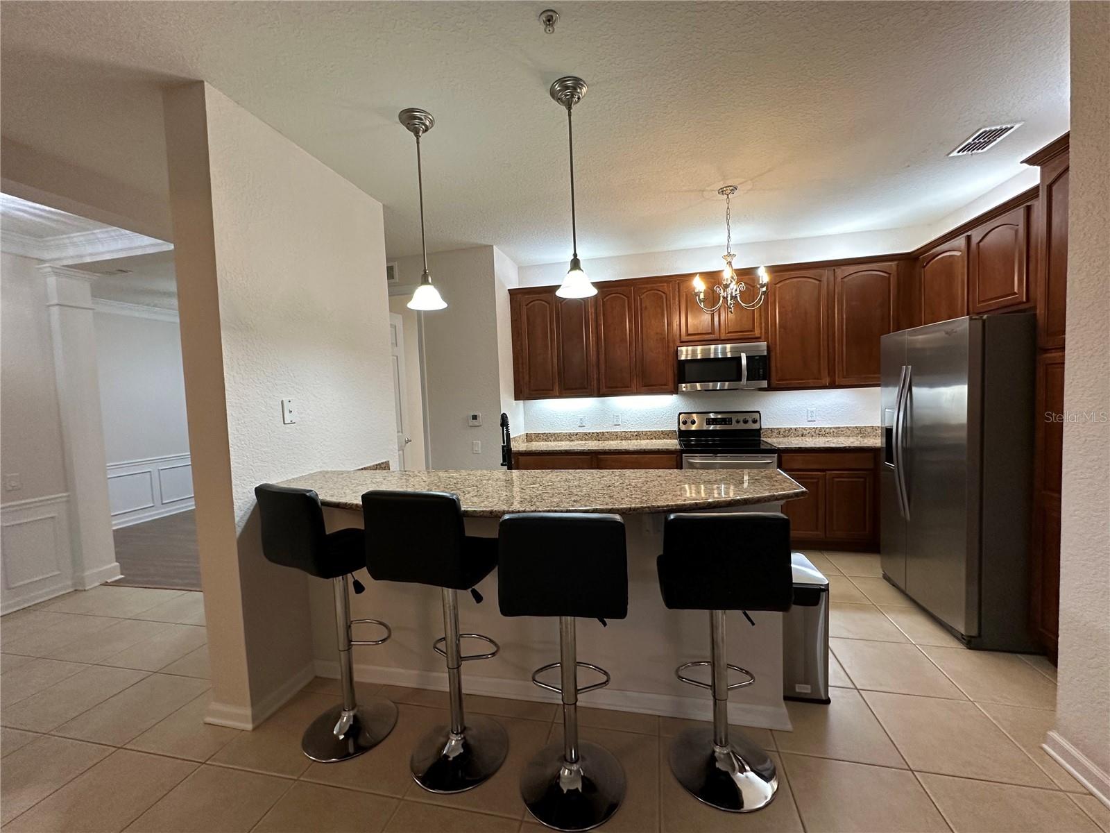 Image 9 of 69 For 5049 Shoreway Loop 10301