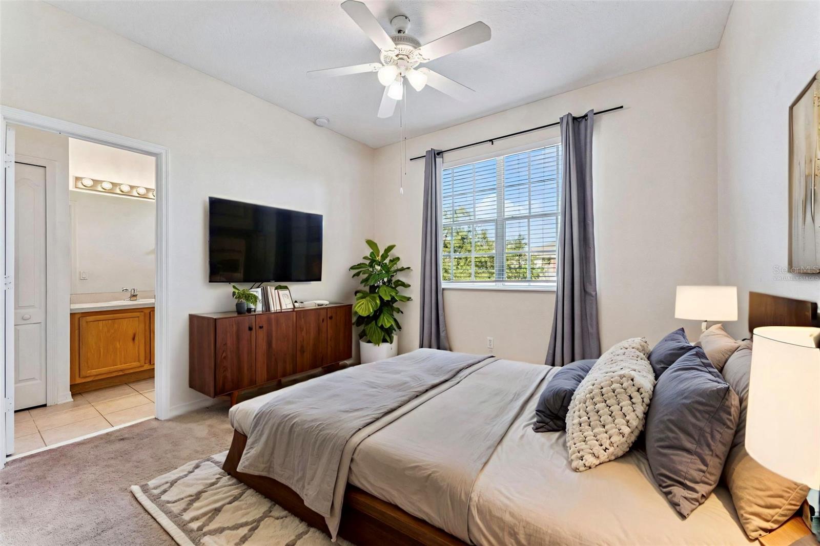 Image 11 of 23 For 10412 Kiplinger Lane 236