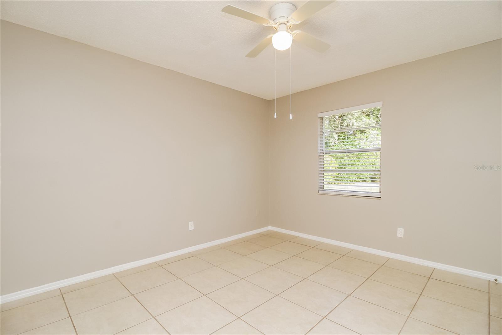 Image 13 of 16 For 865 Rich Drive