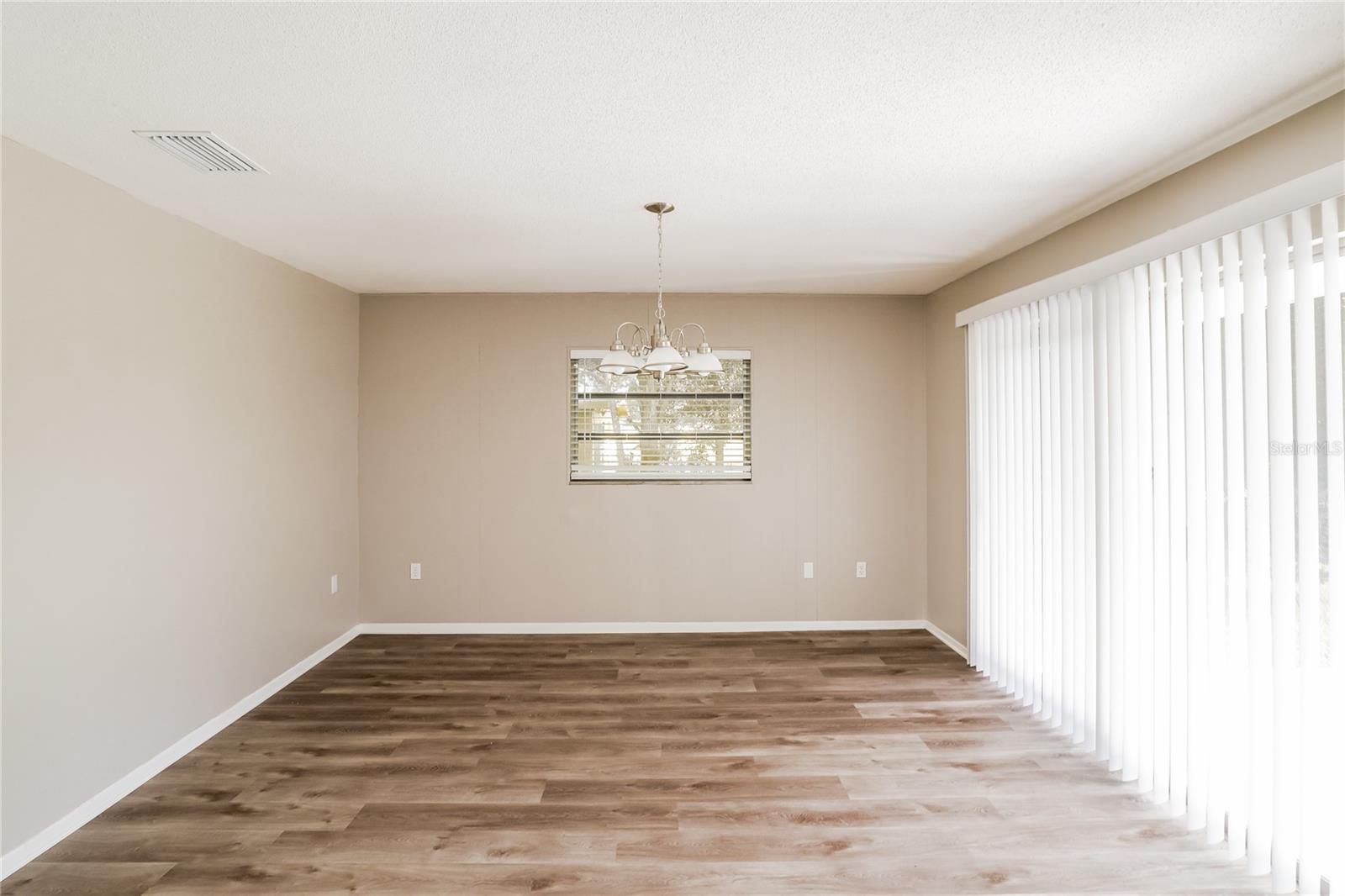 Image 8 of 16 For 1247 Kingston Avenue