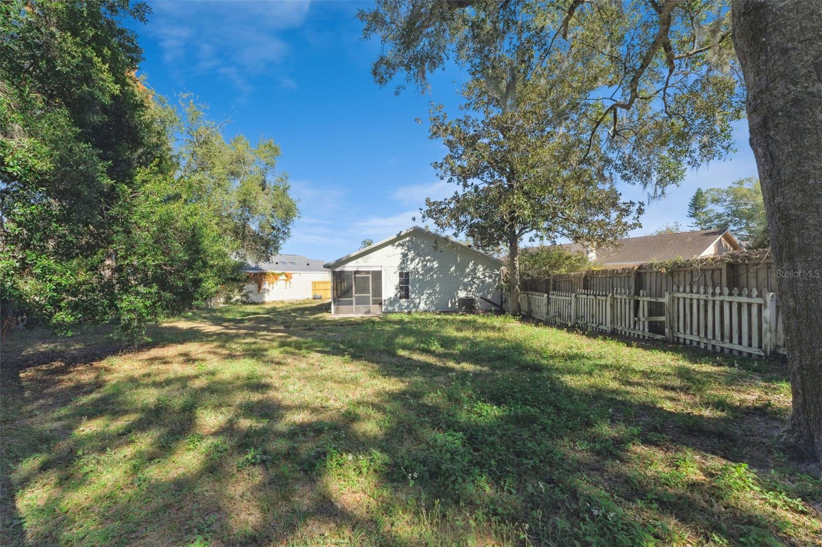 Image 18 of 19 For 115 Cobblestone Way